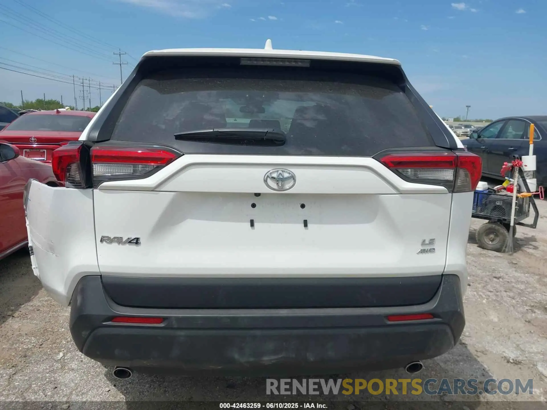 16 Photograph of a damaged car 2T3F1RFV2SW526465 TOYOTA RAV4 2025