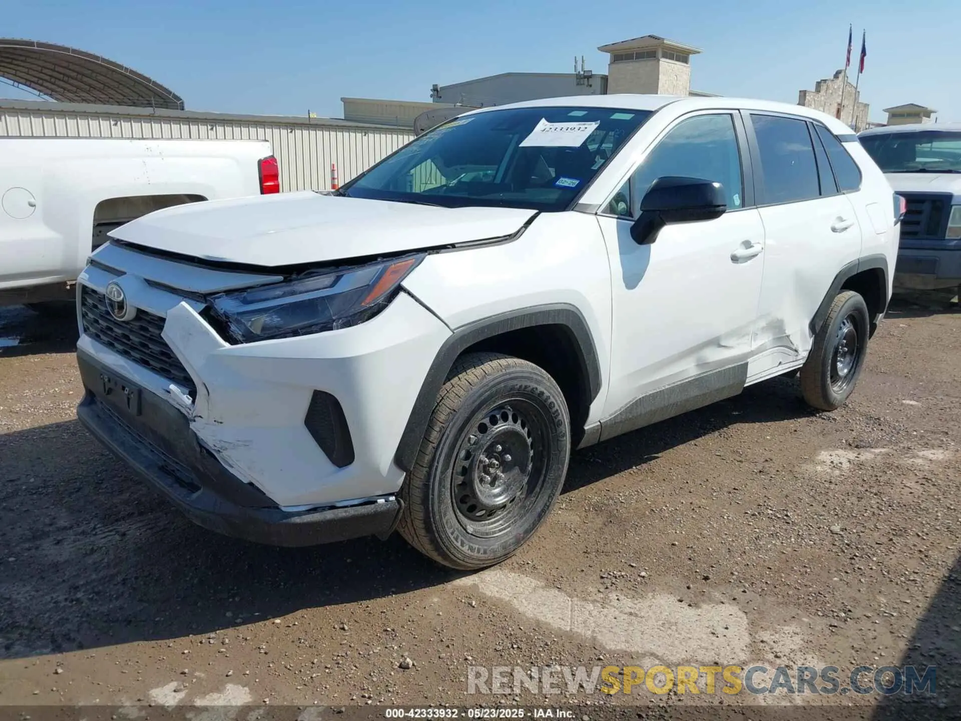 2 Photograph of a damaged car 2T3F1RFV5SW527044 TOYOTA RAV4 2025