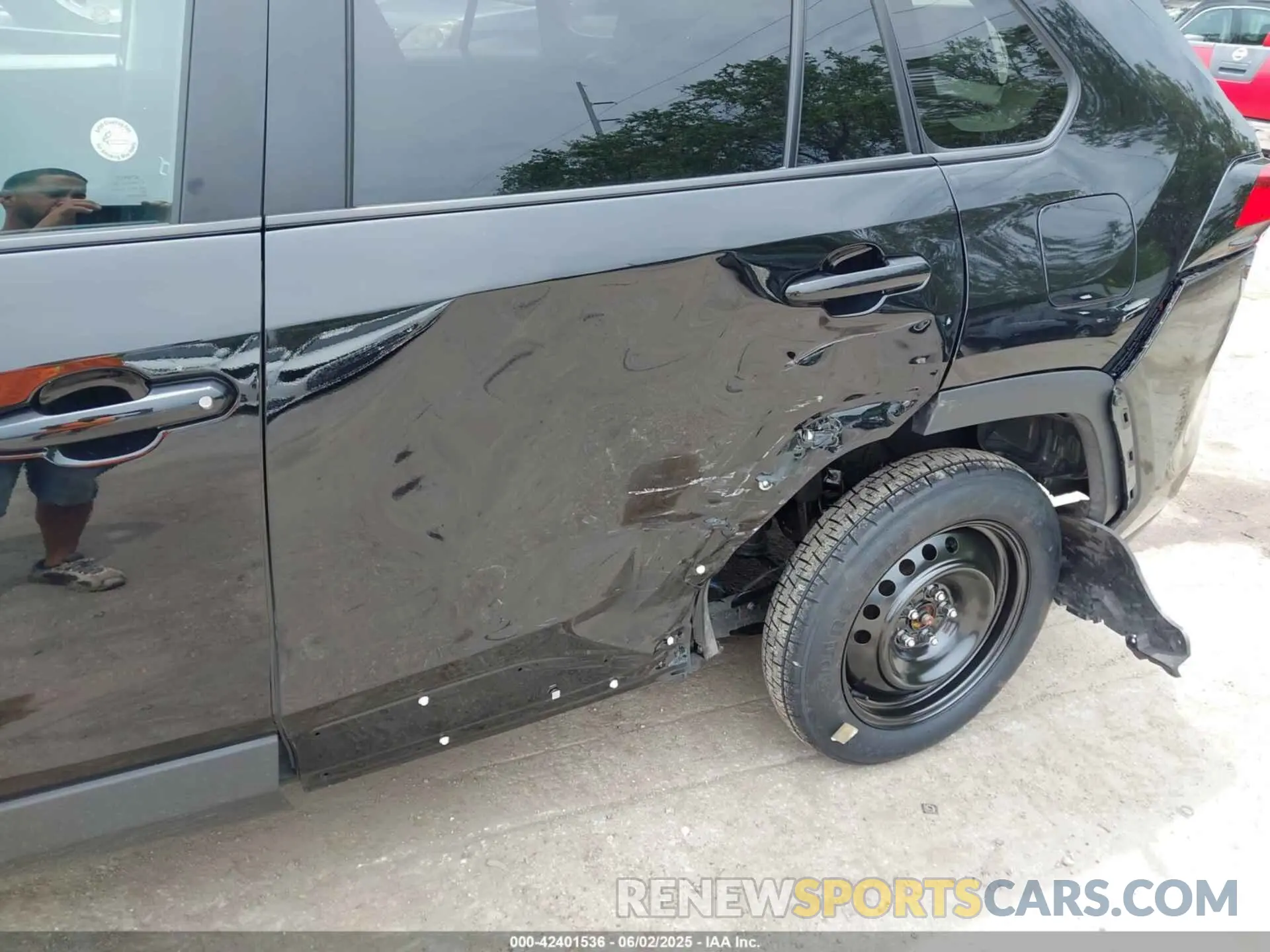 6 Photograph of a damaged car 2T3F1RFV6SC492029 TOYOTA RAV4 2025
