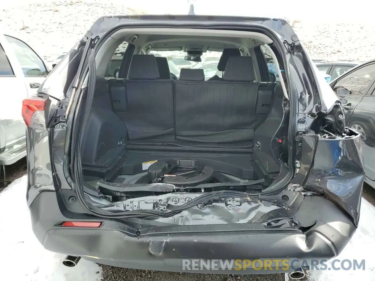 6 Photograph of a damaged car 2T3F1RFV8SW499496 TOYOTA RAV4 2025