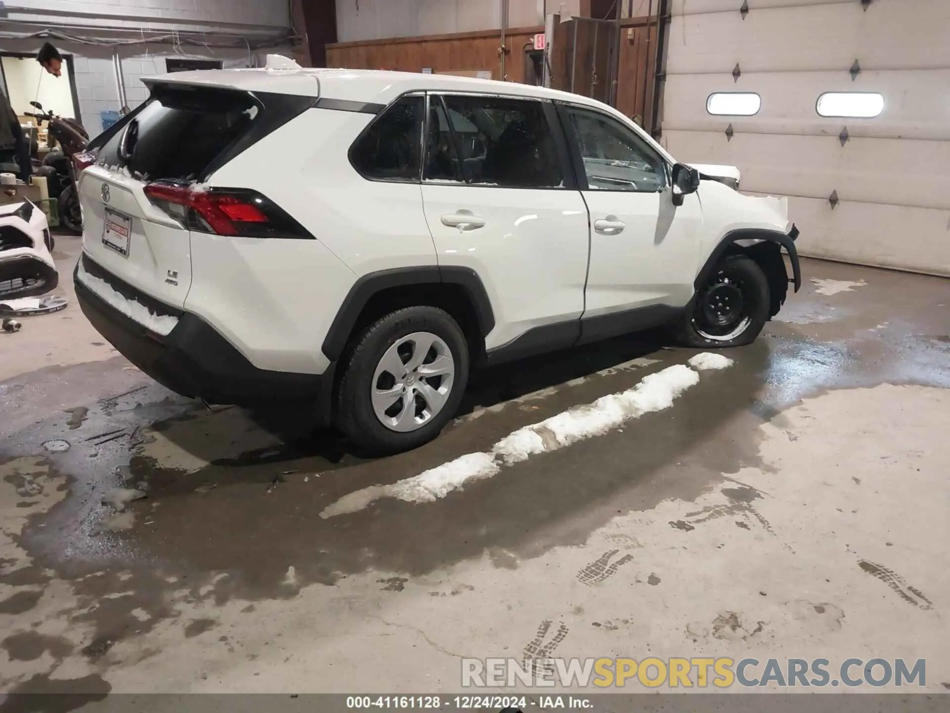 4 Photograph of a damaged car 2T3F1RFV9SC491134 TOYOTA RAV4 2025