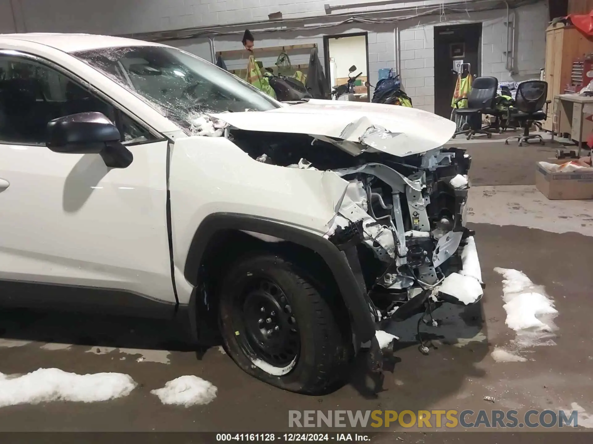 6 Photograph of a damaged car 2T3F1RFV9SC491134 TOYOTA RAV4 2025