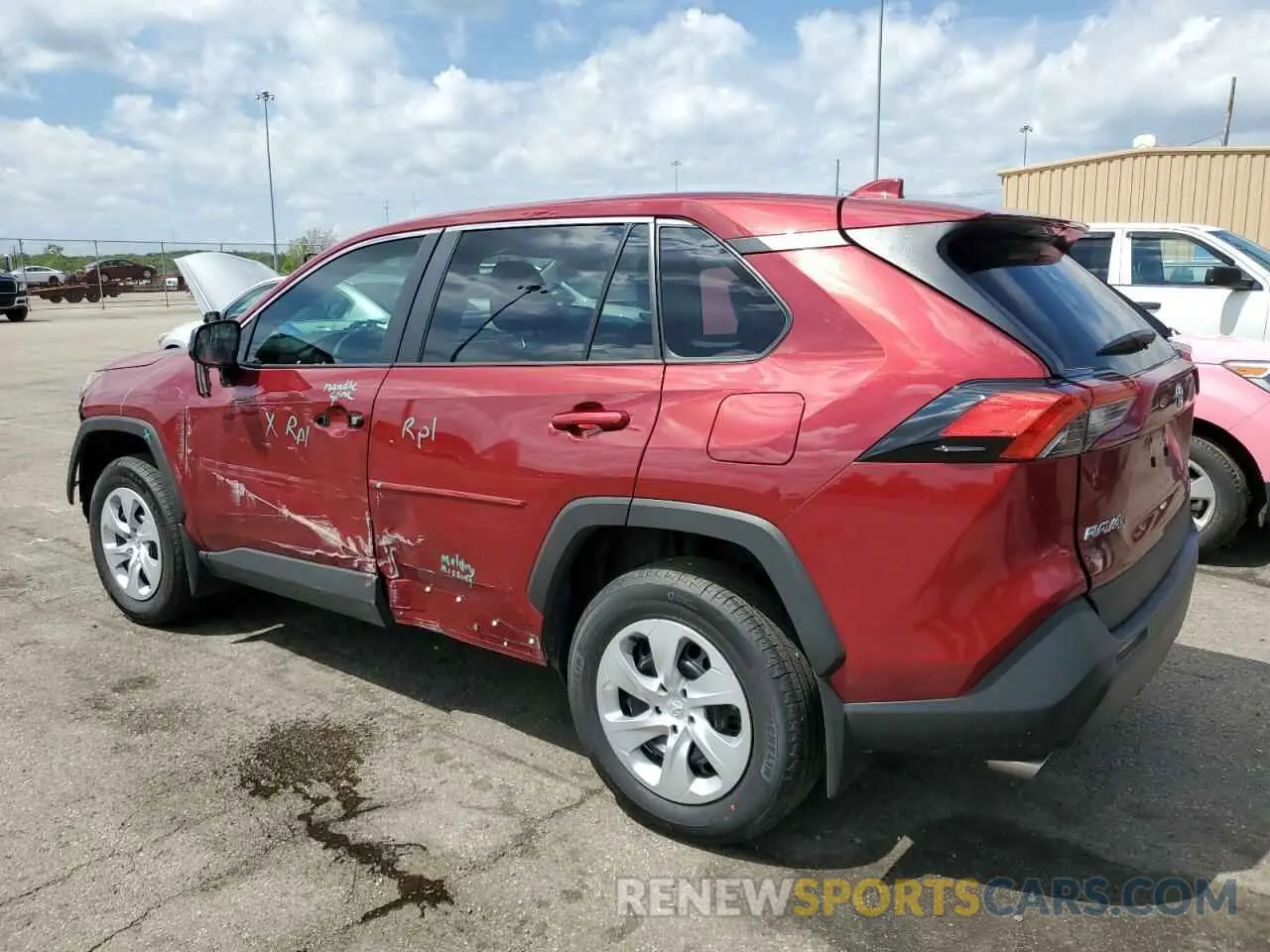 2 Photograph of a damaged car 2T3G1RFV0SW507966 TOYOTA RAV4 2025