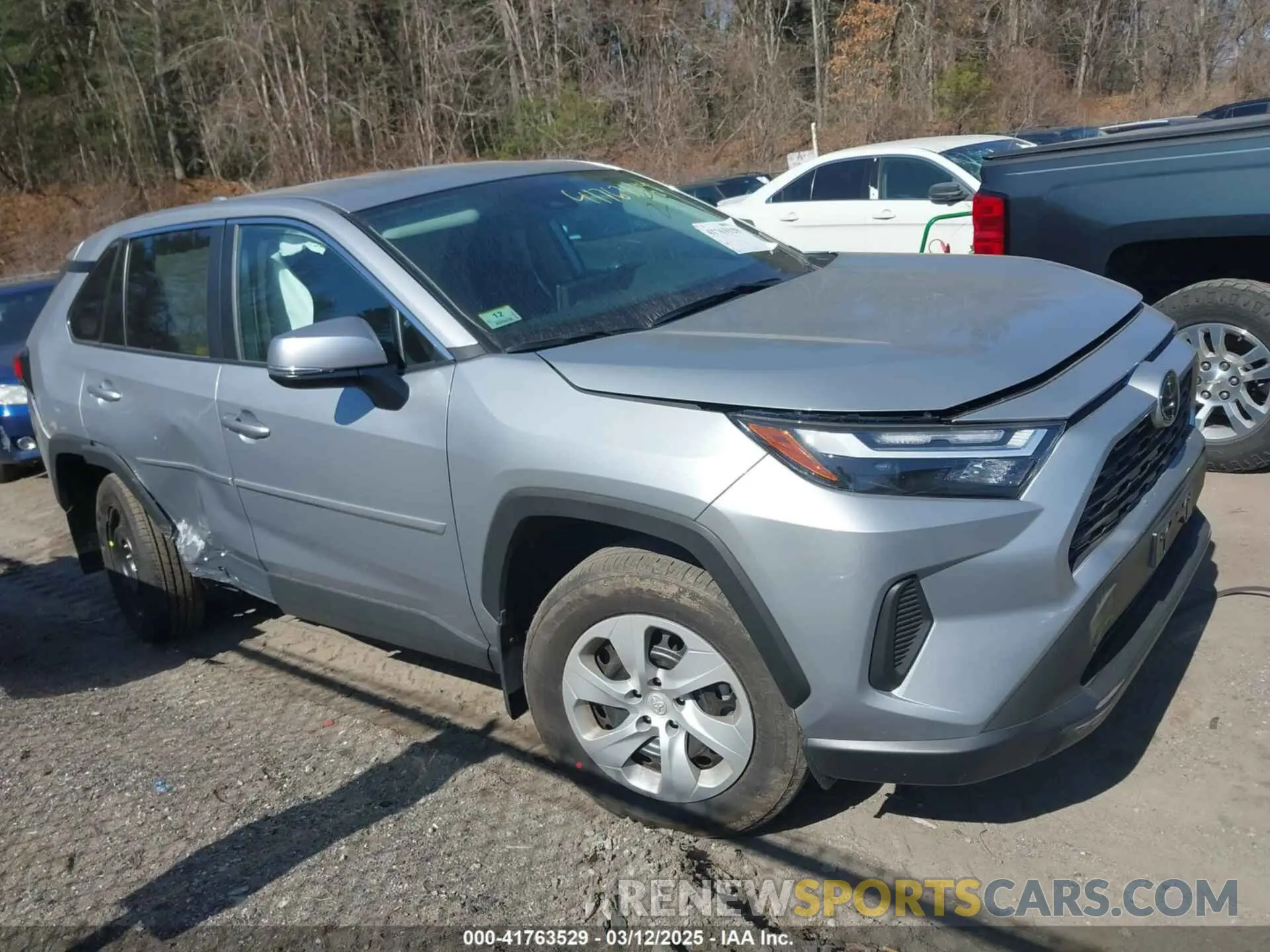13 Photograph of a damaged car 2T3G1RFV4SW497197 TOYOTA RAV4 2025