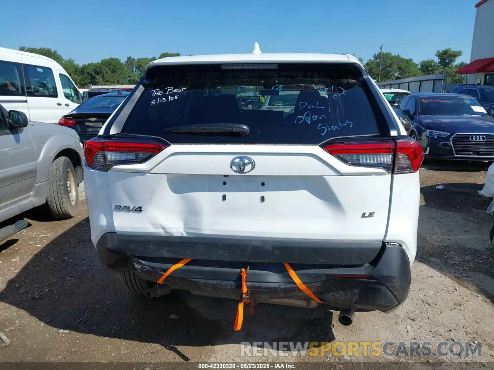 16 Photograph of a damaged car 2T3H1RFV4SW380014 TOYOTA RAV4 2025