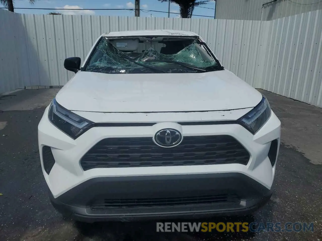 5 Photograph of a damaged car 2T3H1RFV5SC310636 TOYOTA RAV4 2025