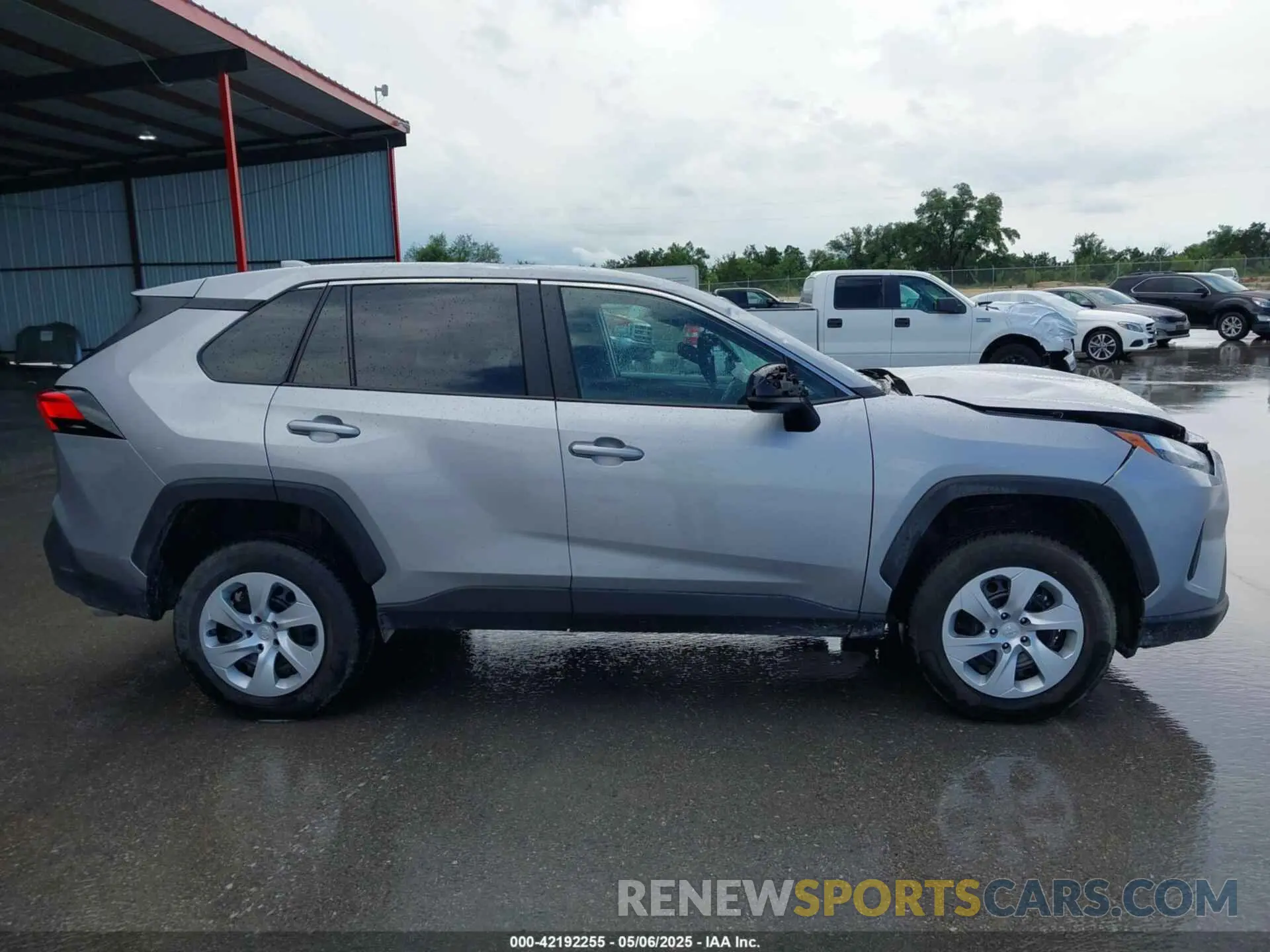 13 Photograph of a damaged car 2T3H1RFV6SC309785 TOYOTA RAV4 2025