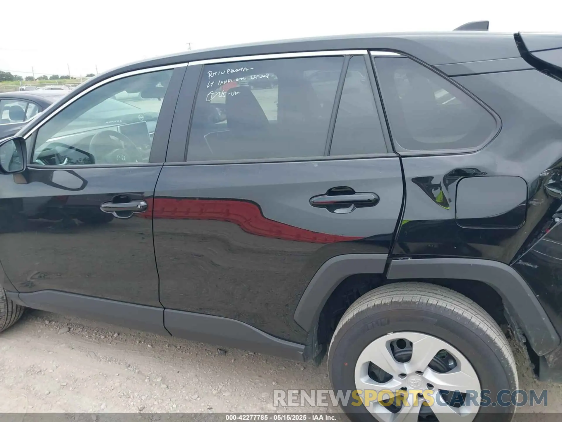 14 Photograph of a damaged car 2T3H1RFV6SW379978 TOYOTA RAV4 2025