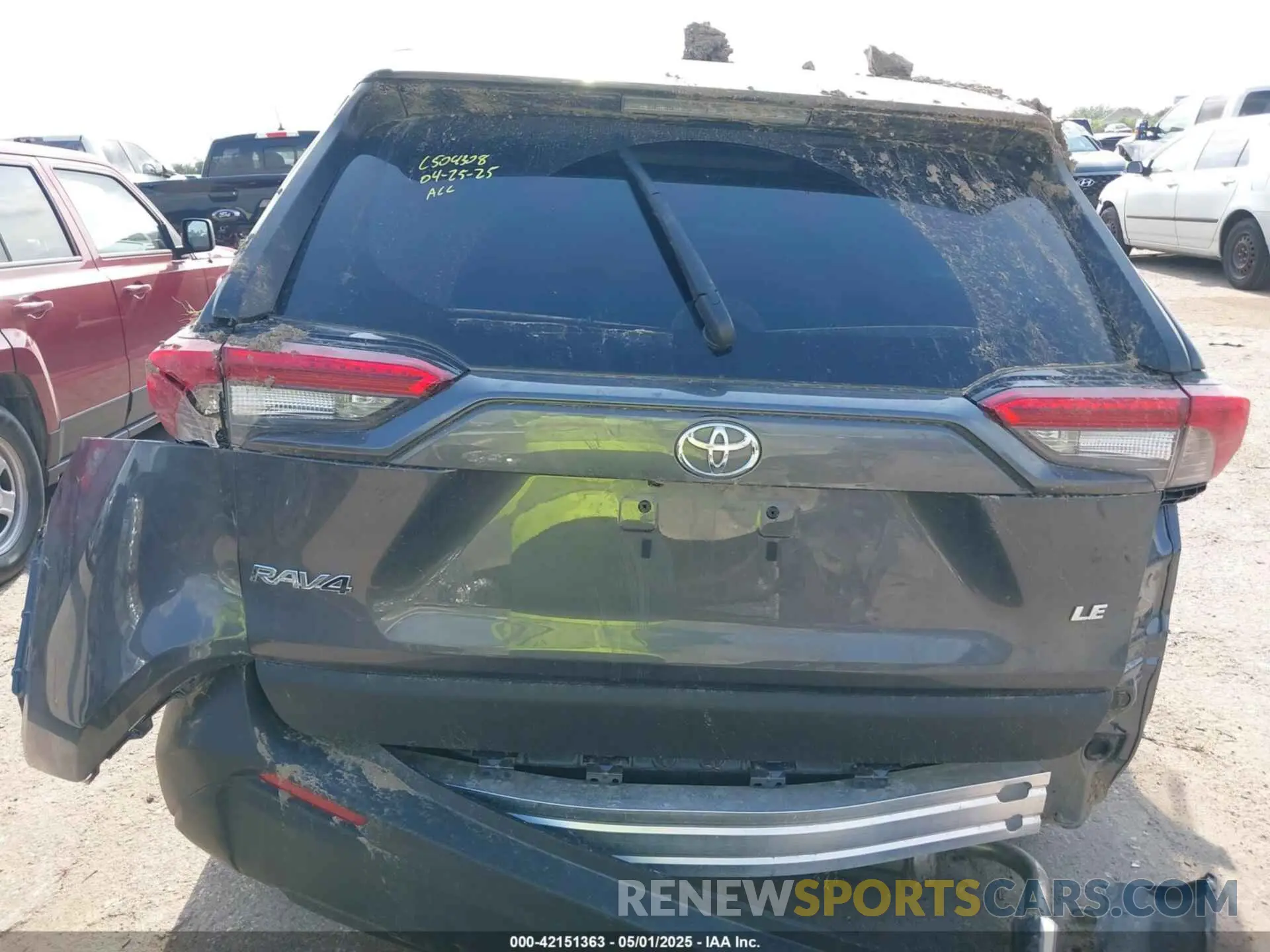 16 Photograph of a damaged car 2T3H1RFV8SW381408 TOYOTA RAV4 2025