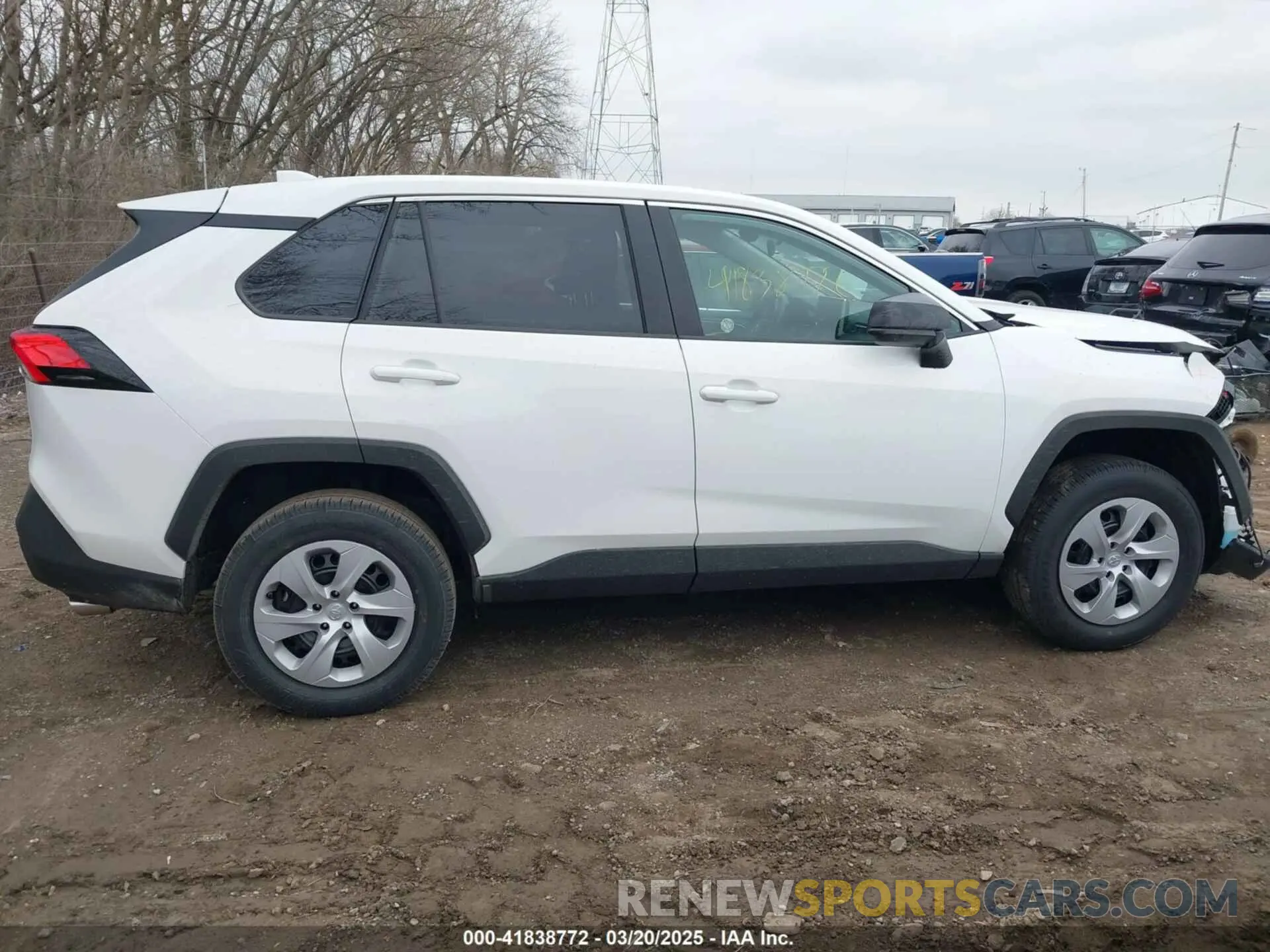 13 Photograph of a damaged car 2T3H1RFVXSC318439 TOYOTA RAV4 2025
