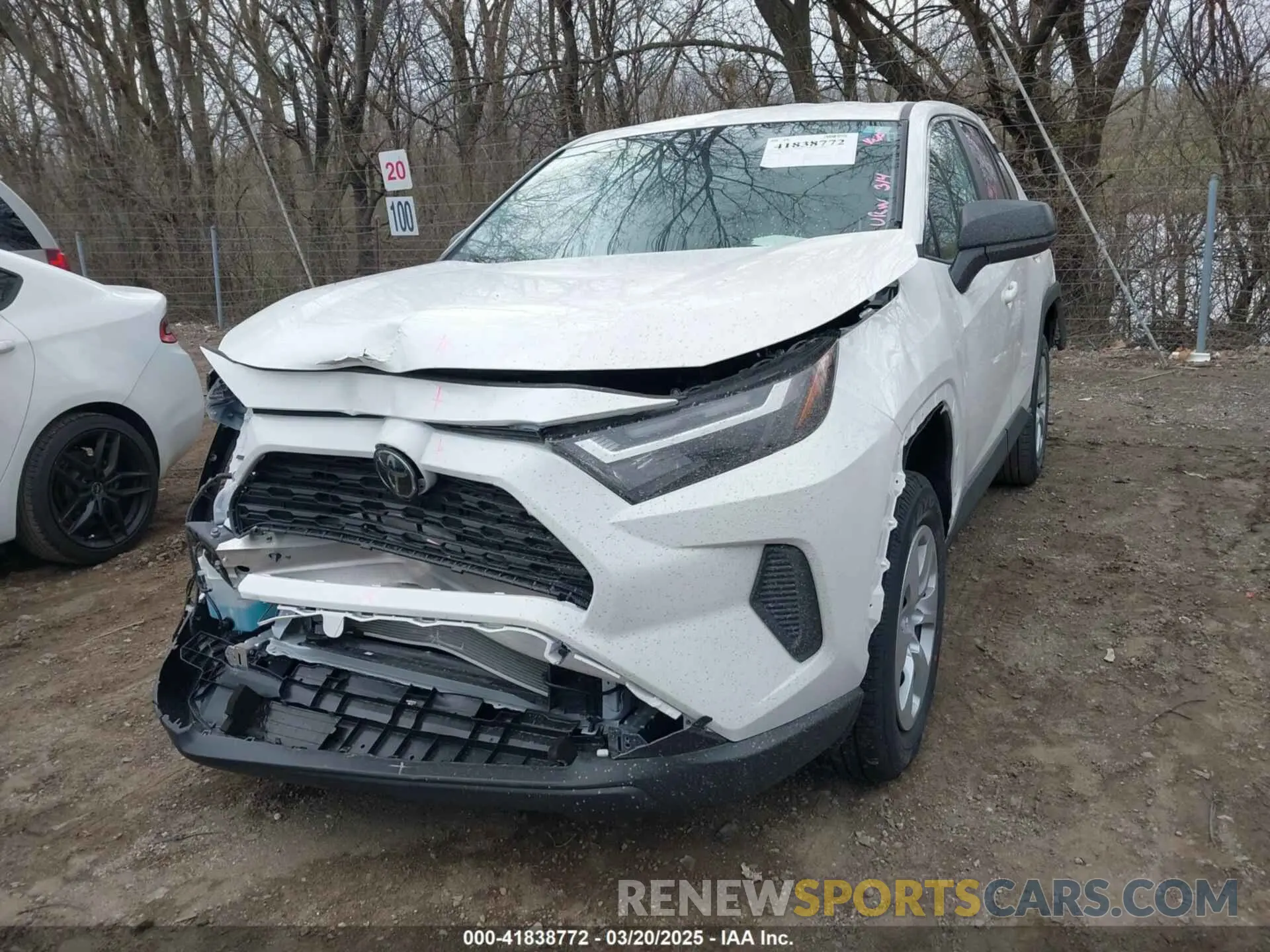 2 Photograph of a damaged car 2T3H1RFVXSC318439 TOYOTA RAV4 2025