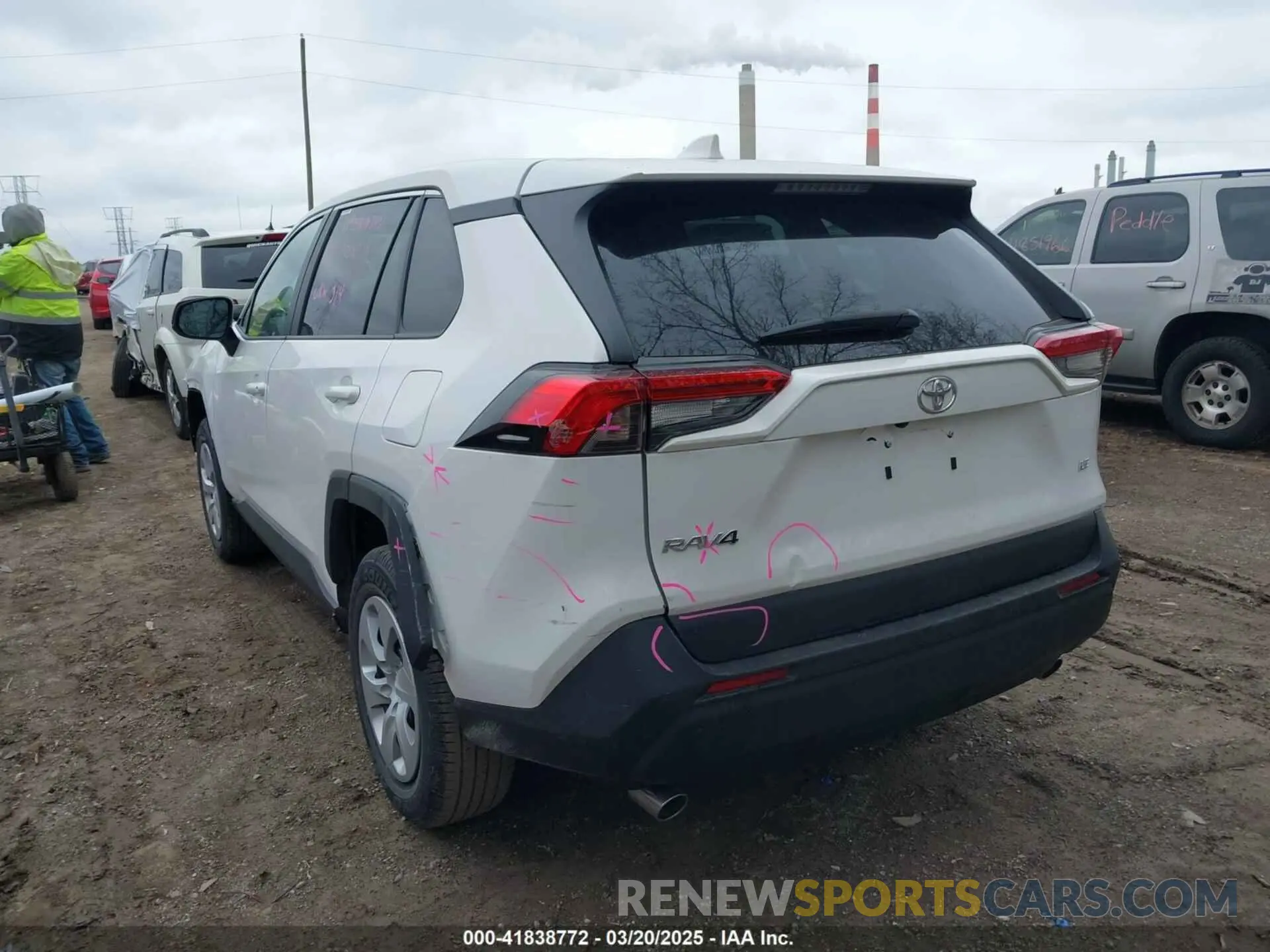 3 Photograph of a damaged car 2T3H1RFVXSC318439 TOYOTA RAV4 2025