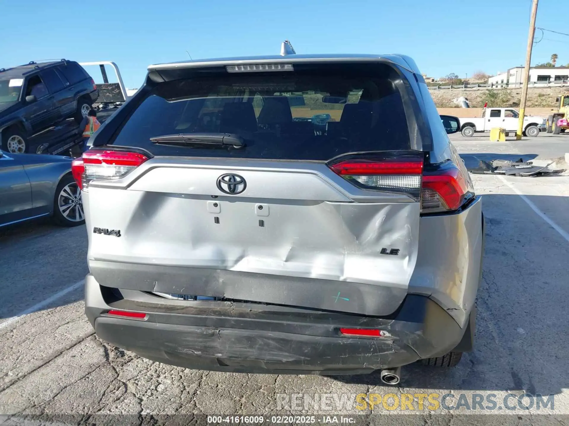 16 Photograph of a damaged car 2T3K1RFV3SW372394 TOYOTA RAV4 2025