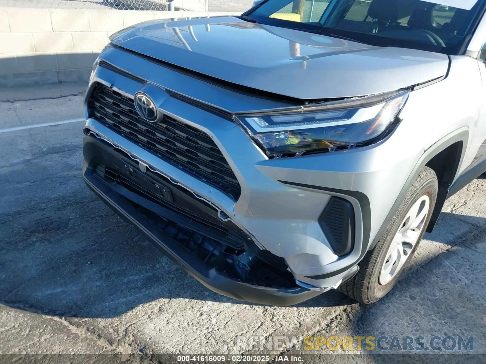 6 Photograph of a damaged car 2T3K1RFV3SW372394 TOYOTA RAV4 2025
