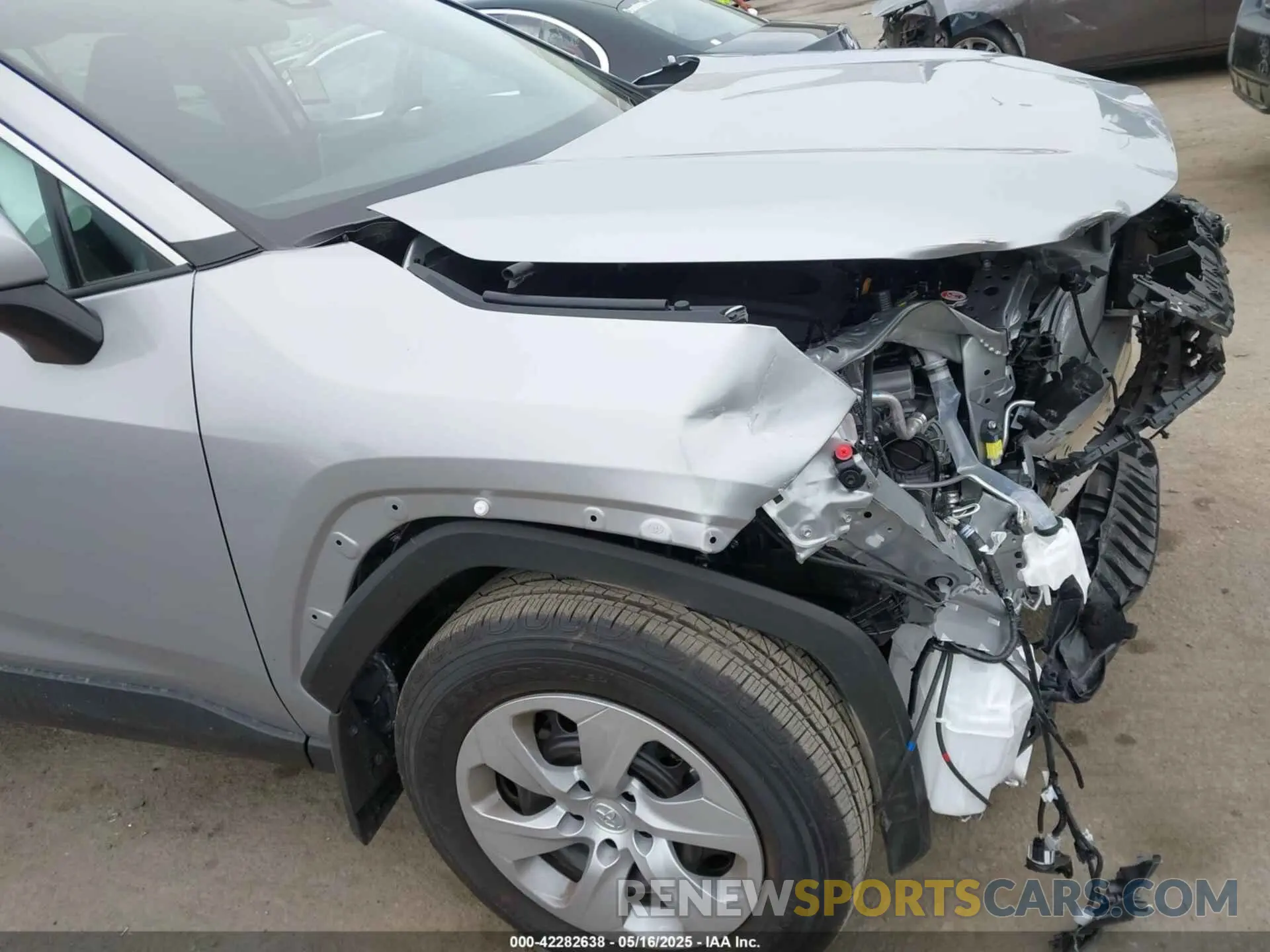 19 Photograph of a damaged car 2T3K1RFV5SW384630 TOYOTA RAV4 2025