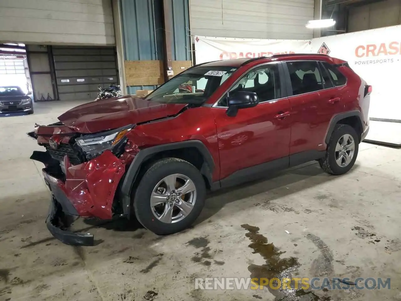 1 Photograph of a damaged car 2T3LWRFV0SW256530 TOYOTA RAV4 2025
