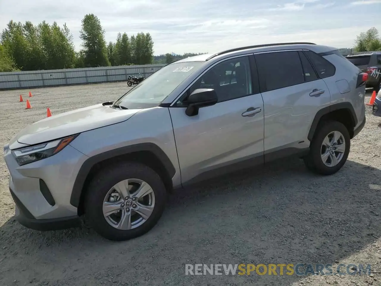 1 Photograph of a damaged car 2T3LWRFV2SW268159 TOYOTA RAV4 2025