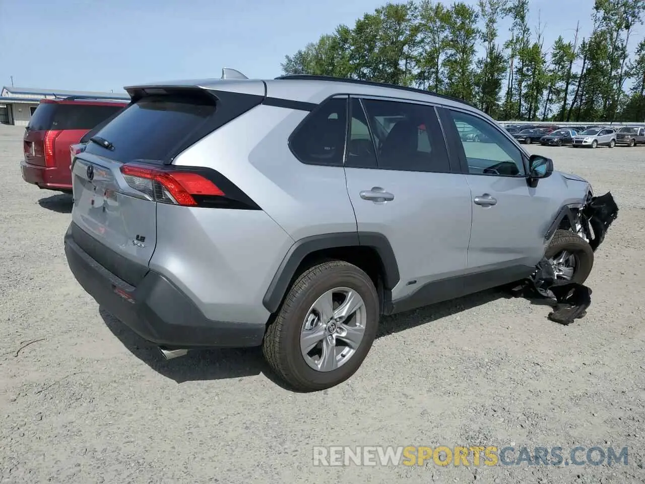 3 Photograph of a damaged car 2T3LWRFV2SW268159 TOYOTA RAV4 2025