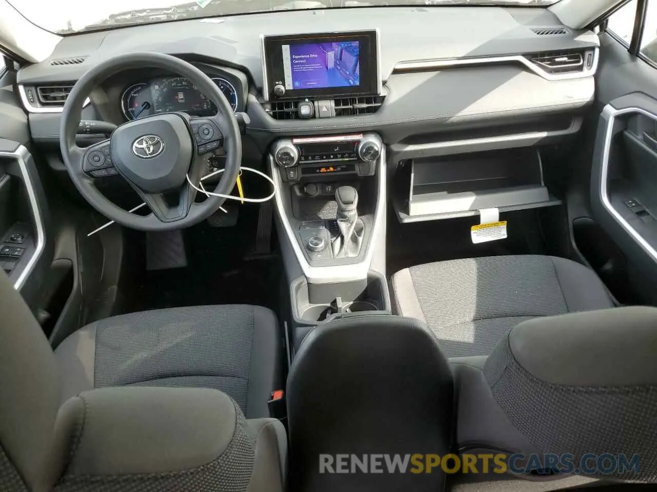 8 Photograph of a damaged car 2T3LWRFV2SW268159 TOYOTA RAV4 2025