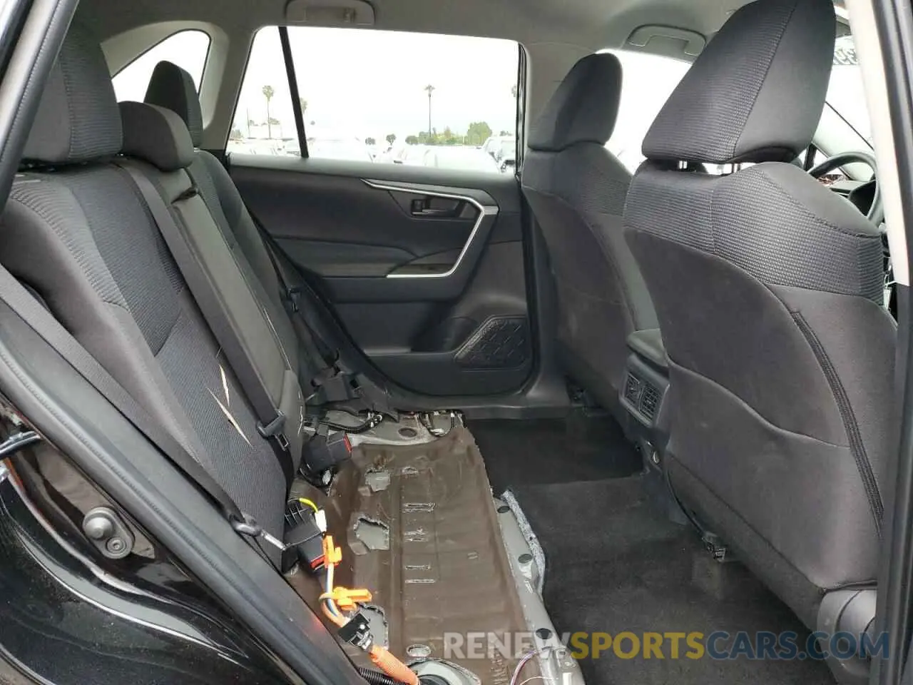 11 Photograph of a damaged car 2T3LWRFVXSW259869 TOYOTA RAV4 2025