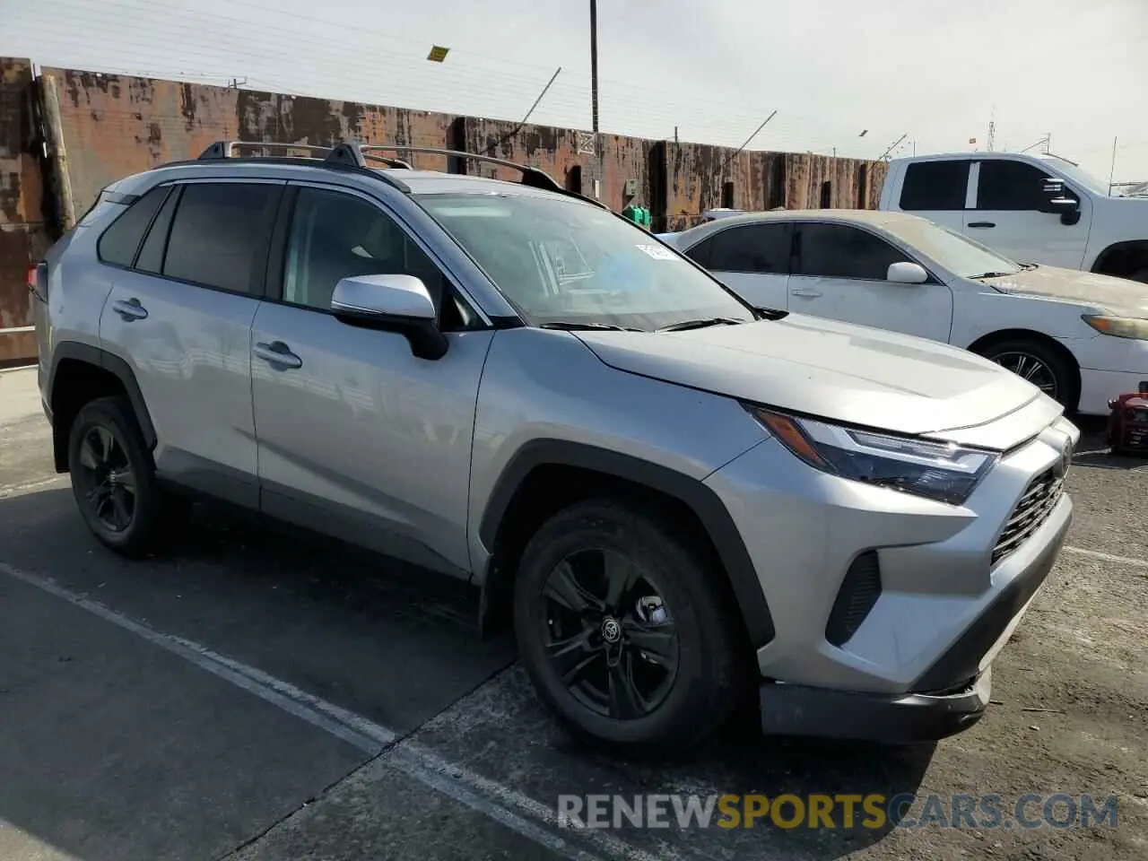 4 Photograph of a damaged car 2T3MWRFV8SW262595 TOYOTA RAV4 2025