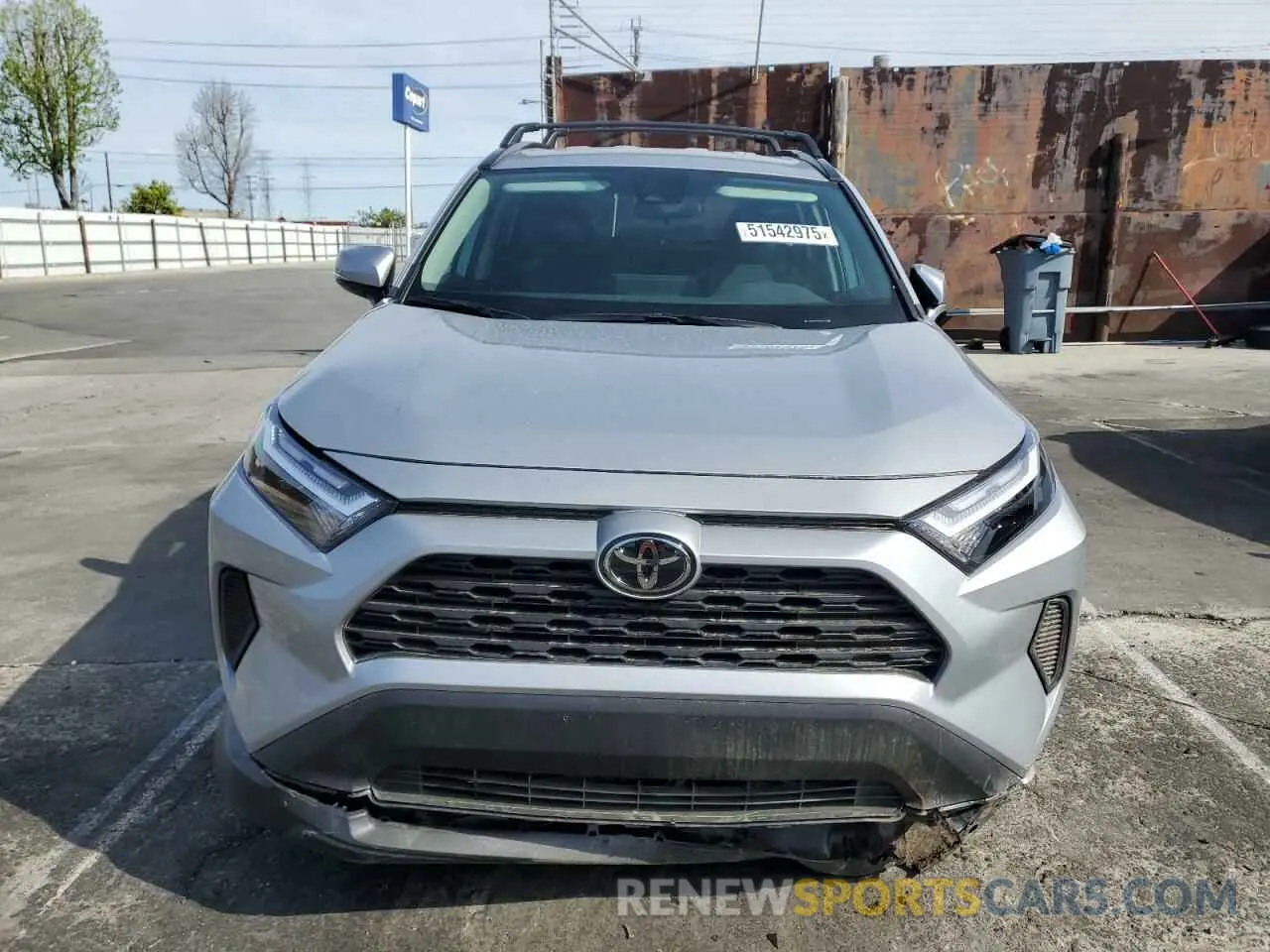 5 Photograph of a damaged car 2T3MWRFV8SW262595 TOYOTA RAV4 2025