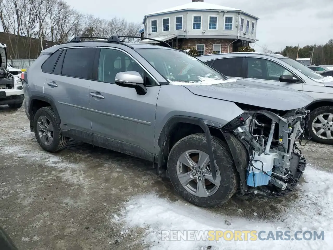 4 Photograph of a damaged car 2T3MWRFVXSW257639 TOYOTA RAV4 2025