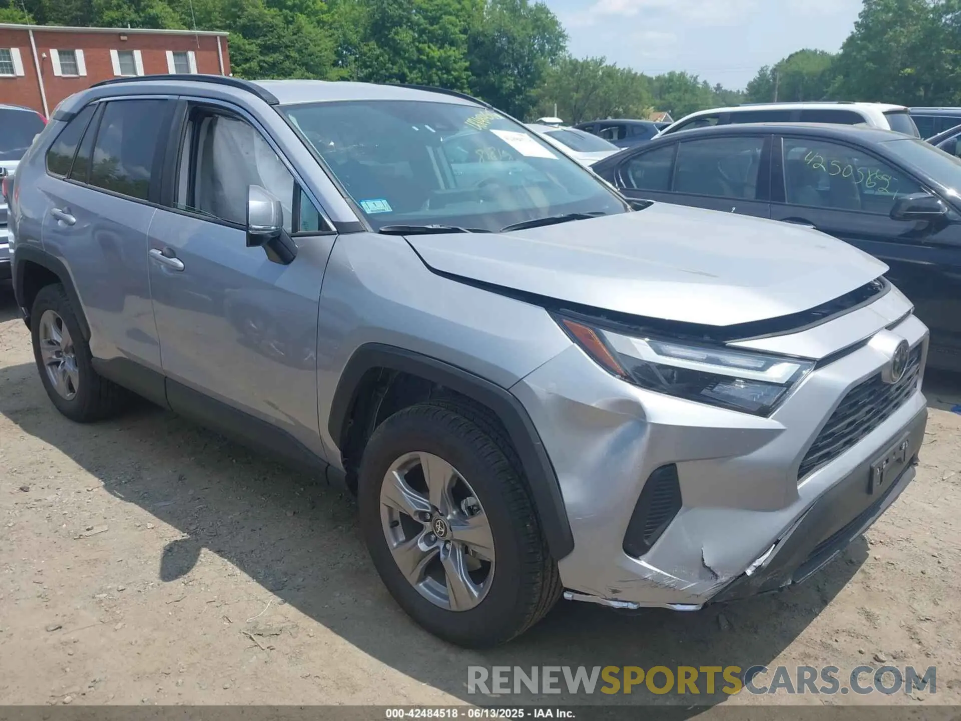 1 Photograph of a damaged car 2T3P1RFV0SC500727 TOYOTA RAV4 2025