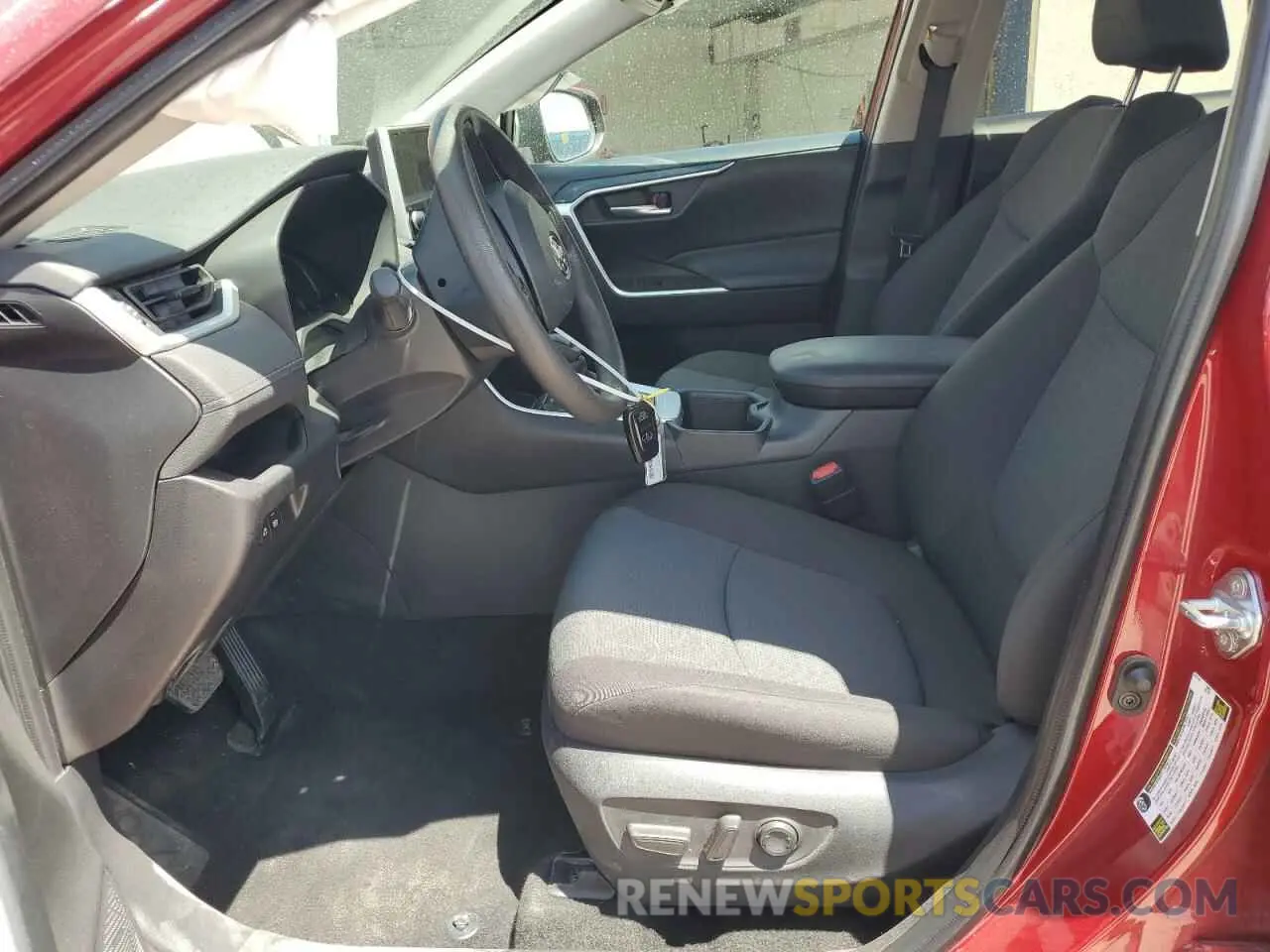 7 Photograph of a damaged car 2T3P1RFV1SW501481 TOYOTA RAV4 2025