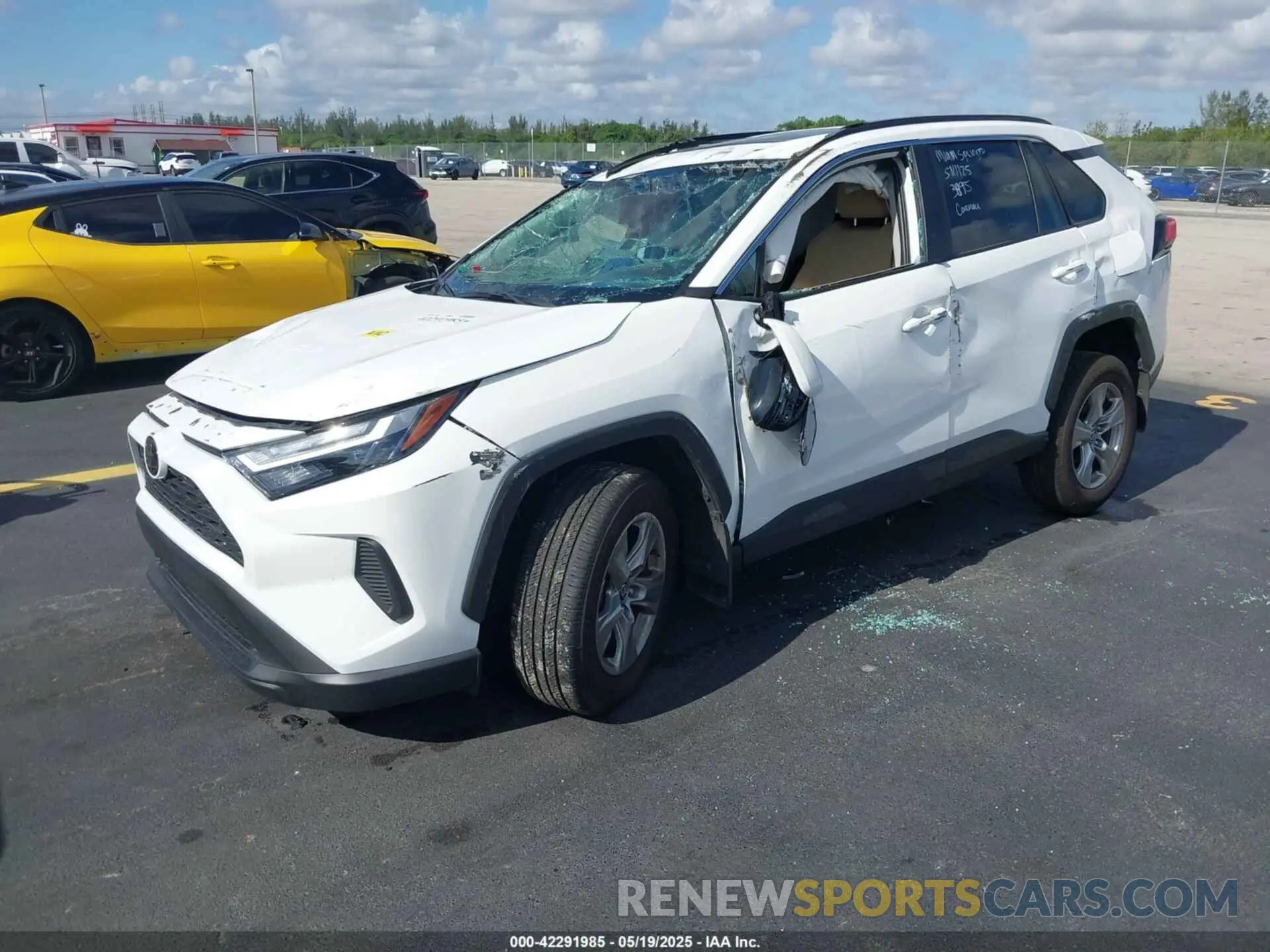 2 Photograph of a damaged car 2T3P1RFV3SC503895 TOYOTA RAV4 2025