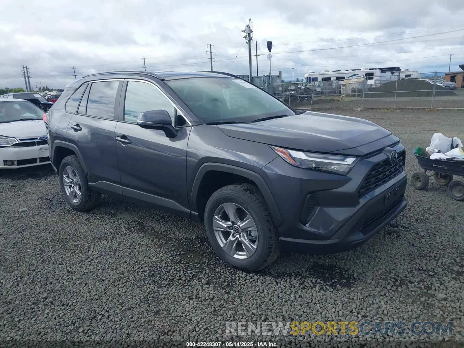 1 Photograph of a damaged car 2T3P1RFV4SW531560 TOYOTA RAV4 2025