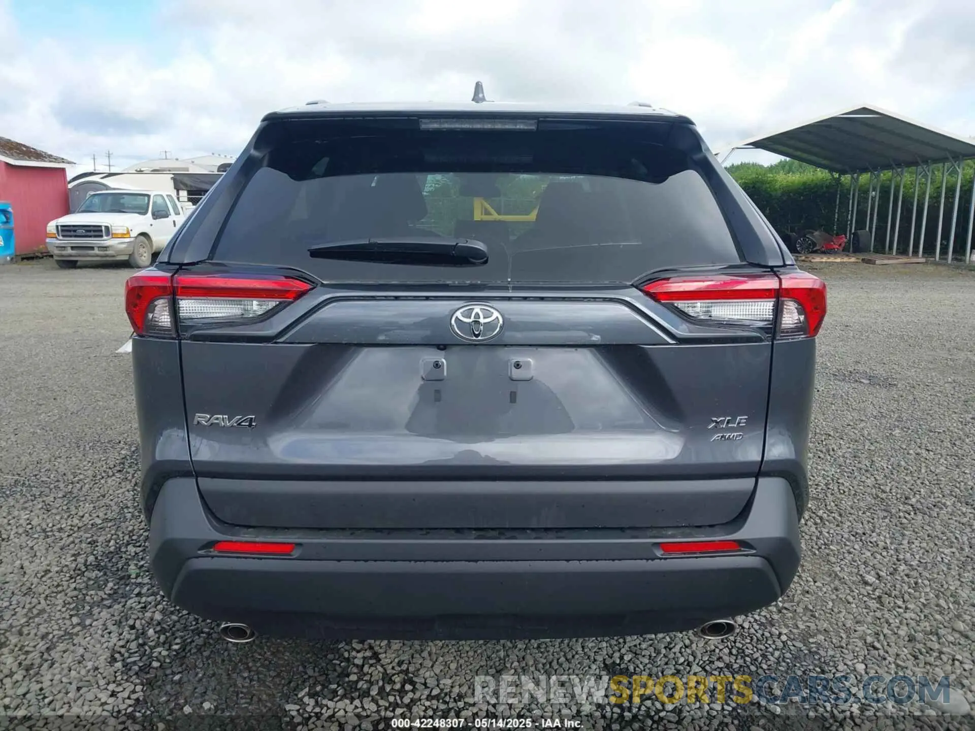 16 Photograph of a damaged car 2T3P1RFV4SW531560 TOYOTA RAV4 2025