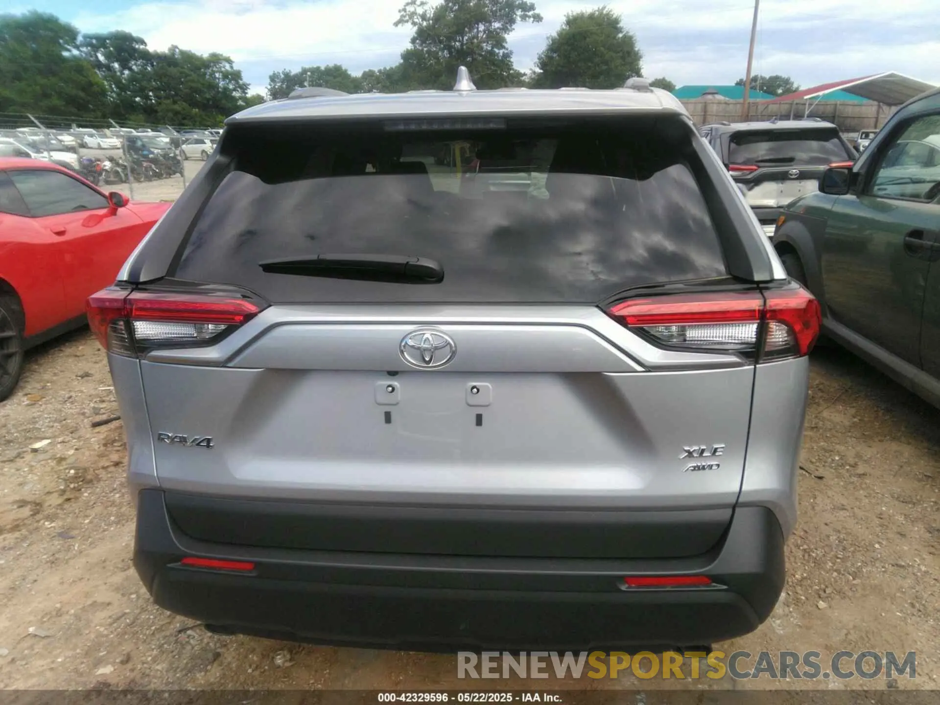 16 Photograph of a damaged car 2T3P1RFV6SW537201 TOYOTA RAV4 2025