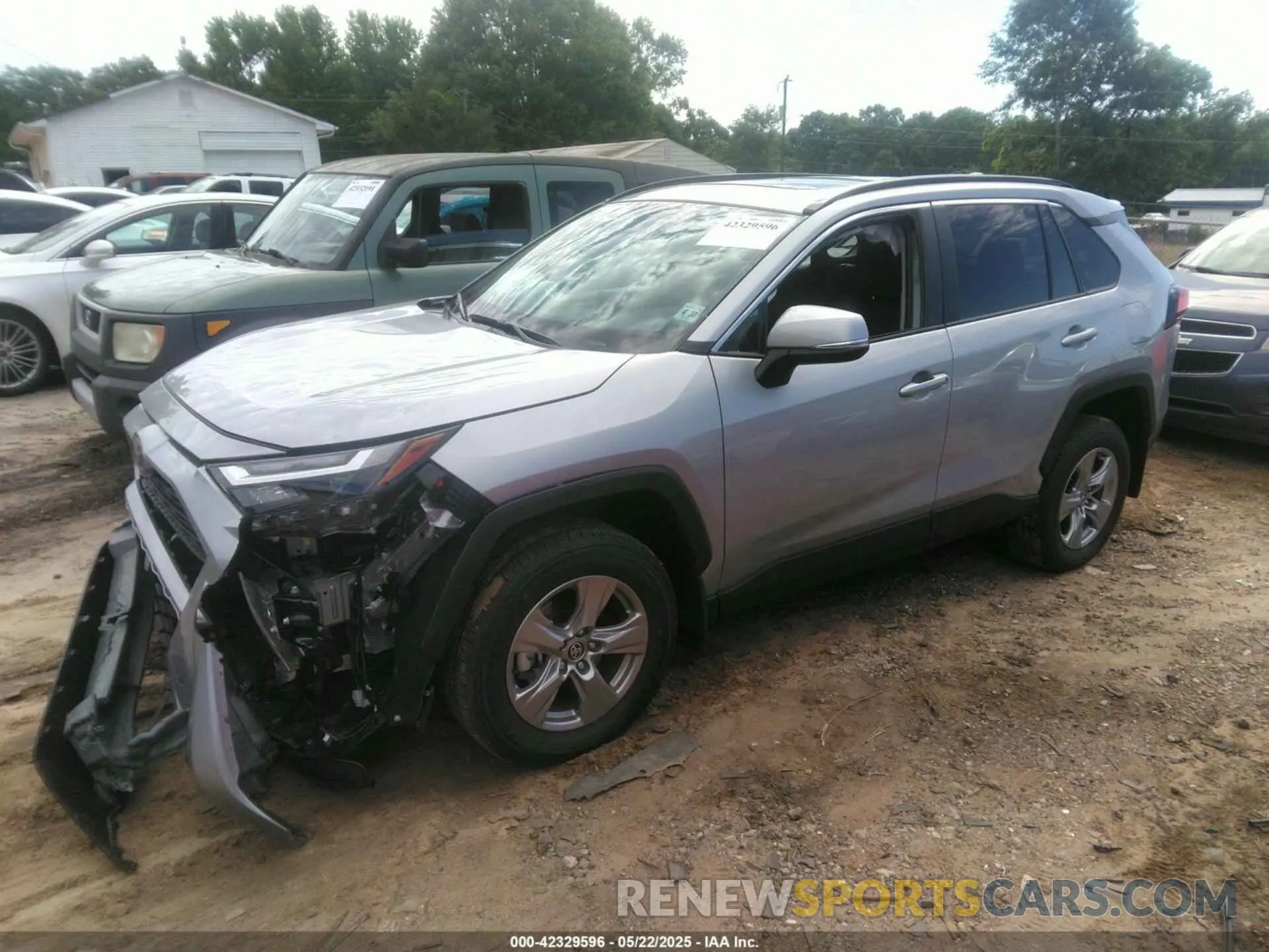 2 Photograph of a damaged car 2T3P1RFV6SW537201 TOYOTA RAV4 2025