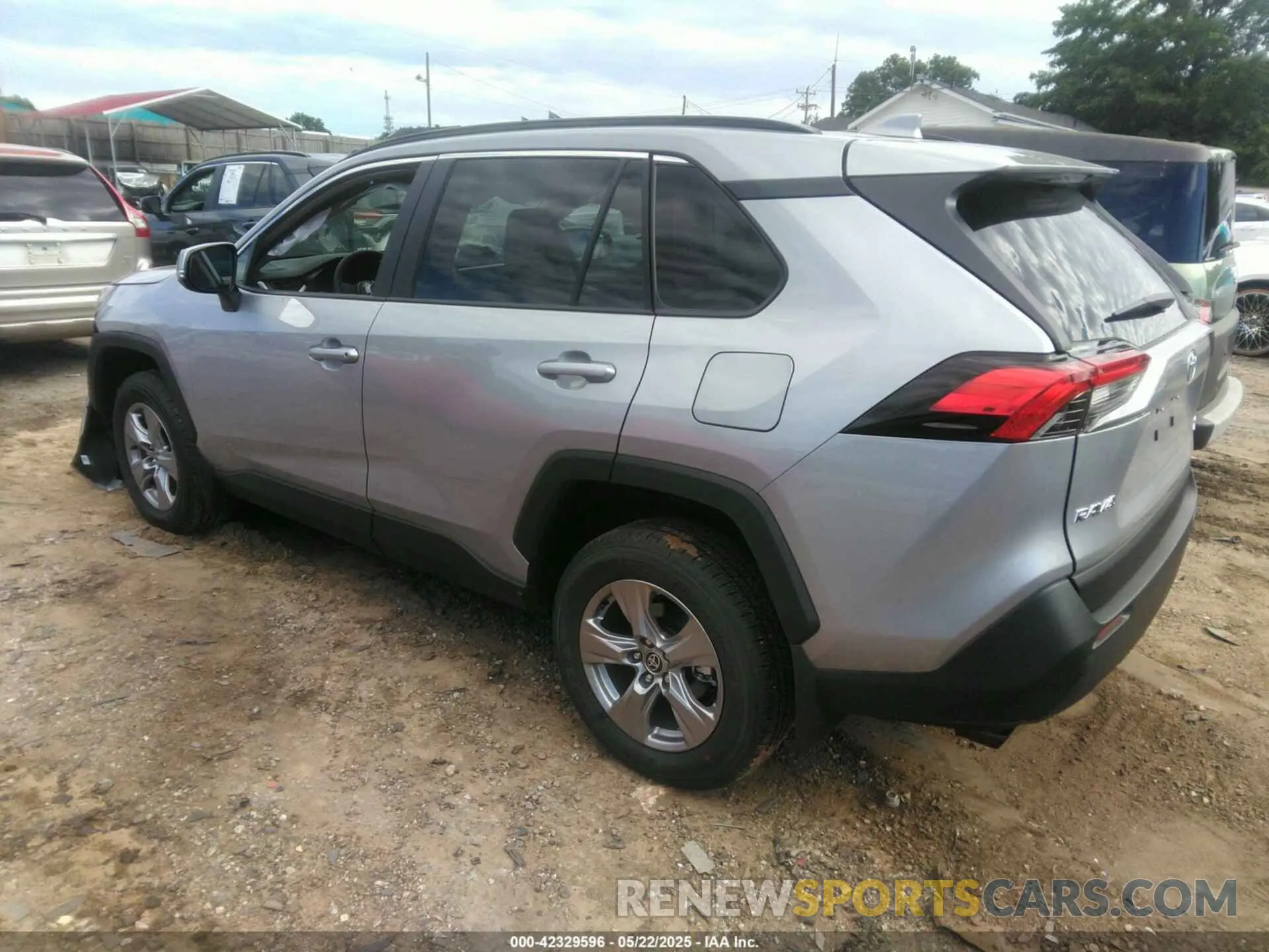 3 Photograph of a damaged car 2T3P1RFV6SW537201 TOYOTA RAV4 2025