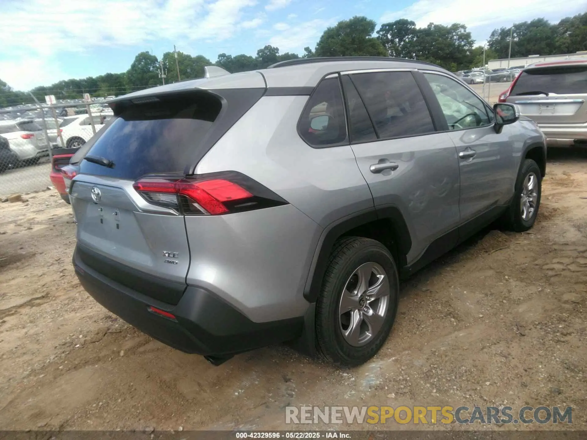 4 Photograph of a damaged car 2T3P1RFV6SW537201 TOYOTA RAV4 2025