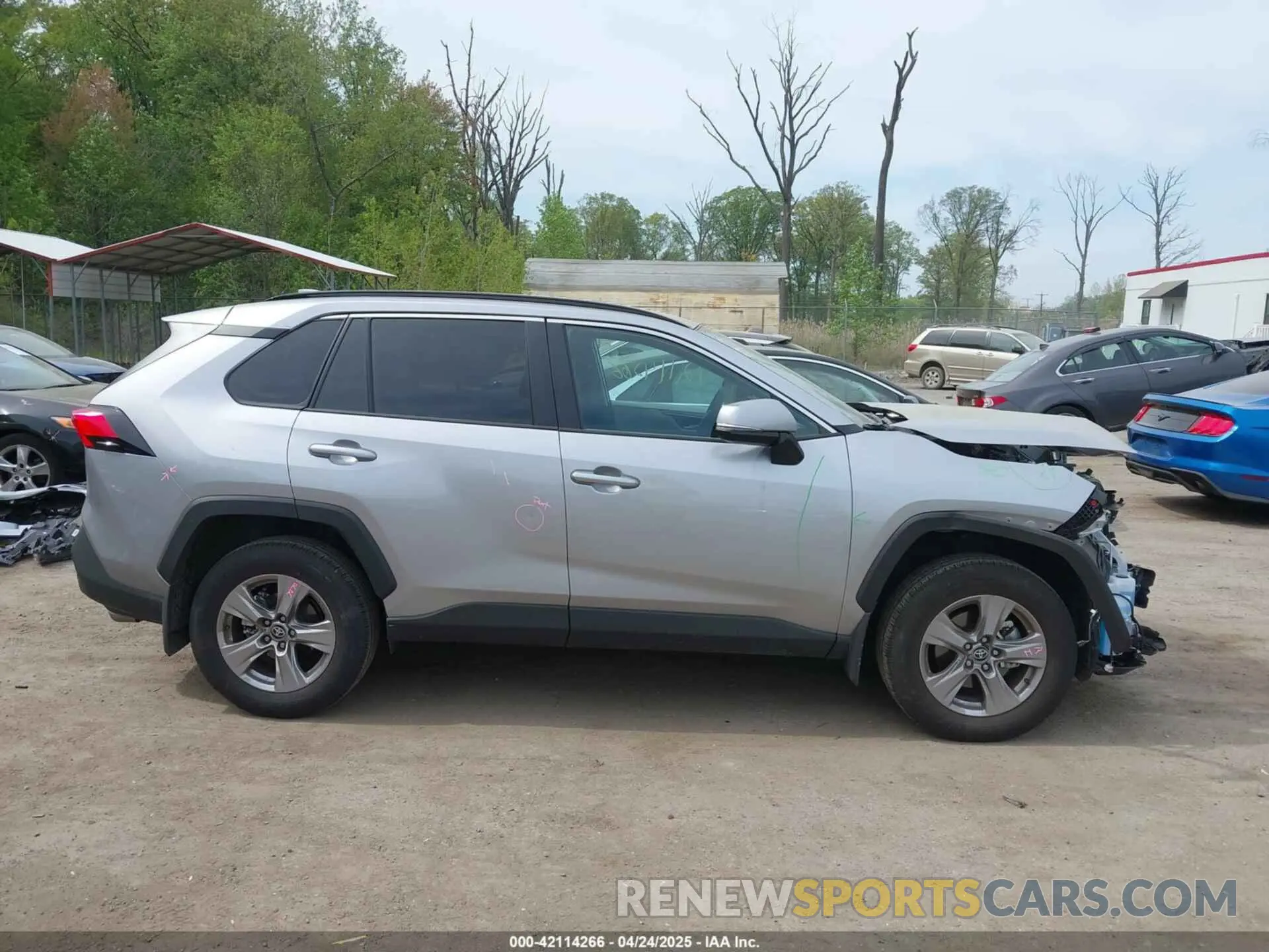 14 Photograph of a damaged car 2T3P1RFV7SC502877 TOYOTA RAV4 2025