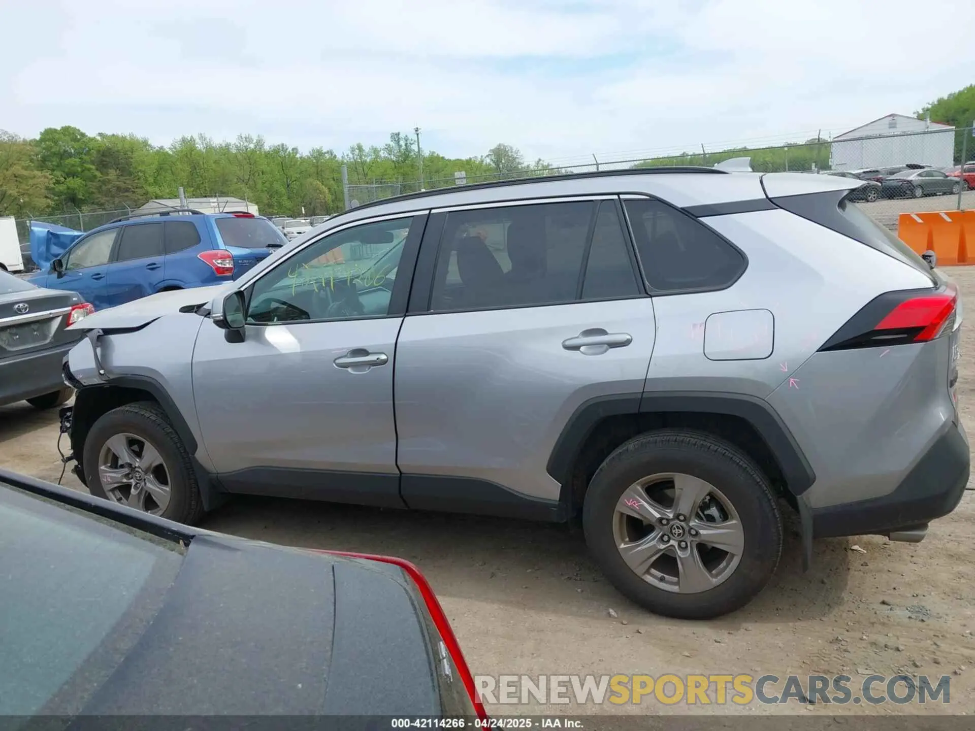 15 Photograph of a damaged car 2T3P1RFV7SC502877 TOYOTA RAV4 2025