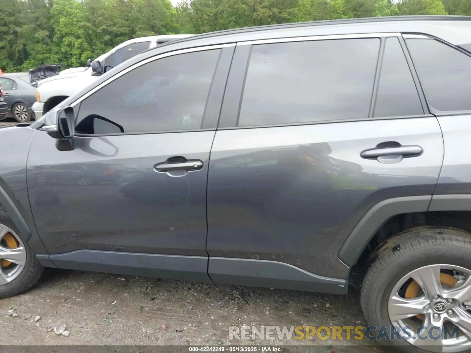 14 Photograph of a damaged car 2T3P1RFV9SC501780 TOYOTA RAV4 2025