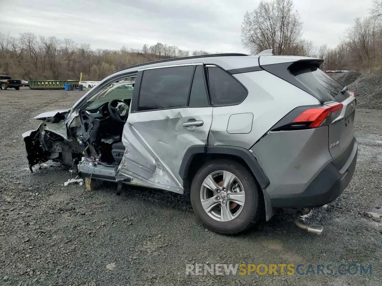 2 Photograph of a damaged car 2T3P1RFVXSW496863 TOYOTA RAV4 2025