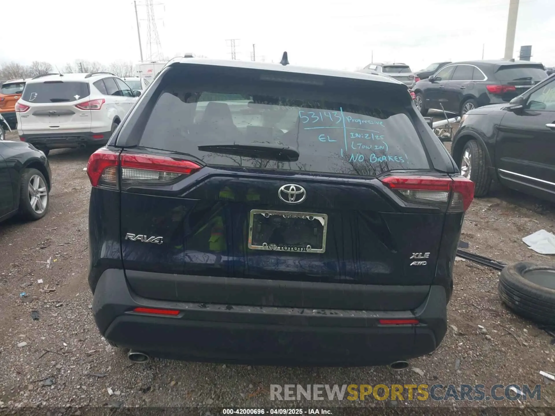 16 Photograph of a damaged car 2T3P1RFVXSW502922 TOYOTA RAV4 2025