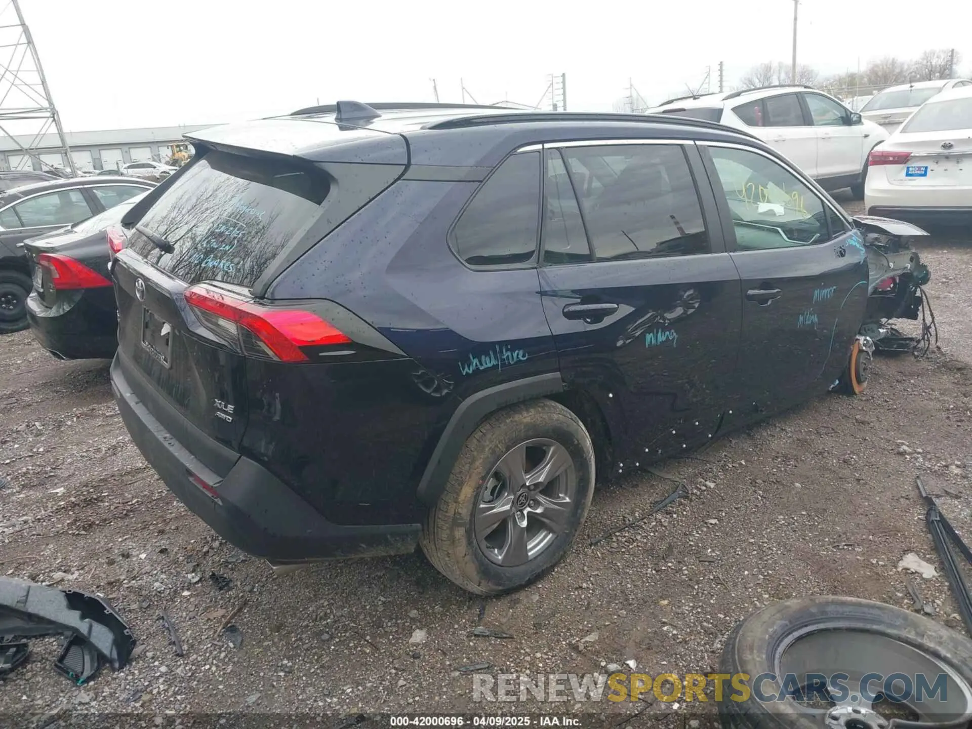 4 Photograph of a damaged car 2T3P1RFVXSW502922 TOYOTA RAV4 2025