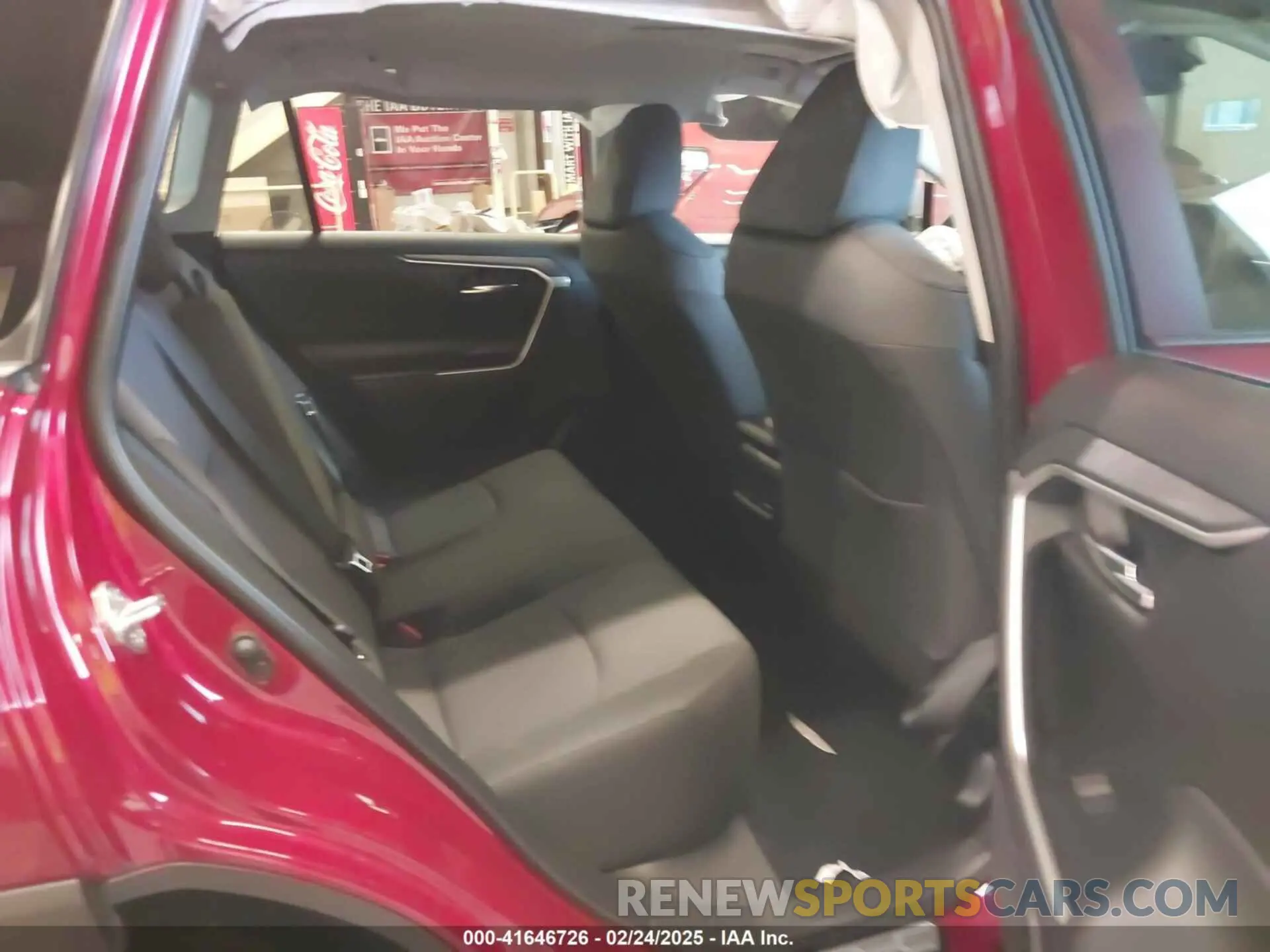 8 Photograph of a damaged car 2T3P1RFVXSW511331 TOYOTA RAV4 2025