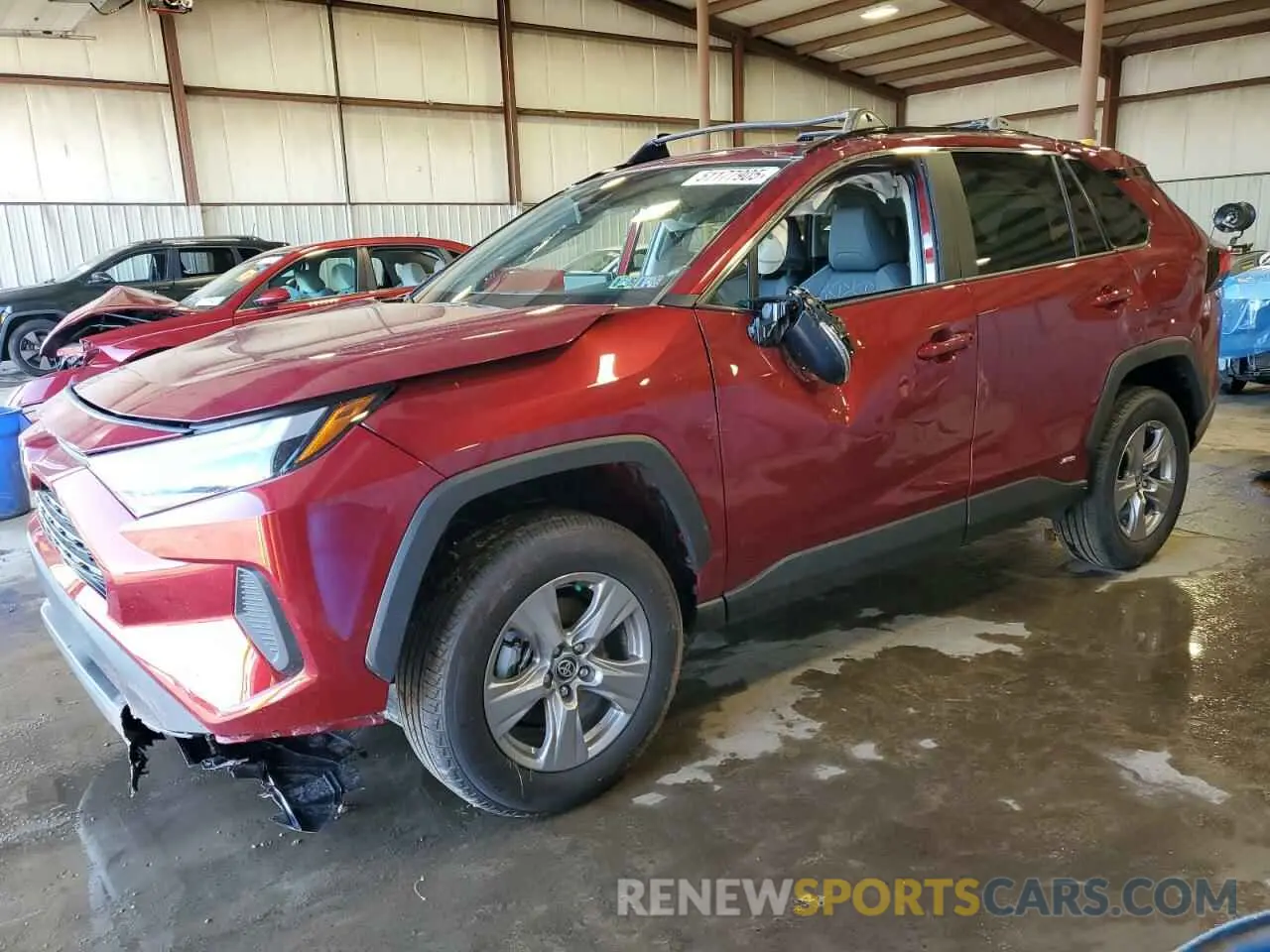 1 Photograph of a damaged car 2T3RWRFV2SW277583 TOYOTA RAV4 2025