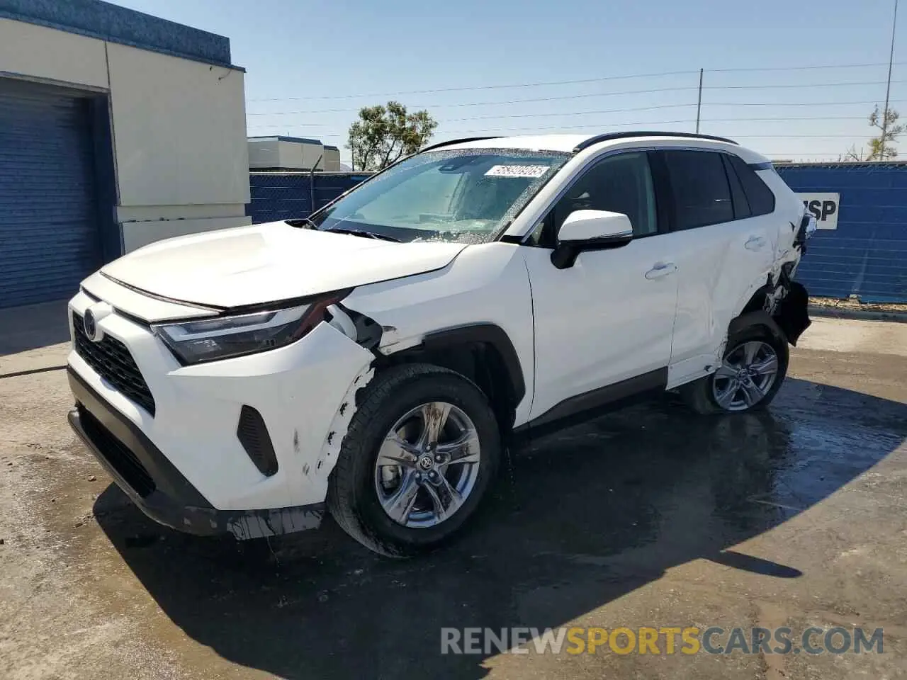 1 Photograph of a damaged car 2T3W1RFV0SW365808 TOYOTA RAV4 2025