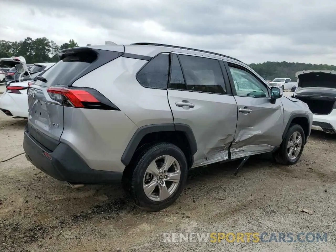 3 Photograph of a damaged car 2T3W1RFV1SC313864 TOYOTA RAV4 2025