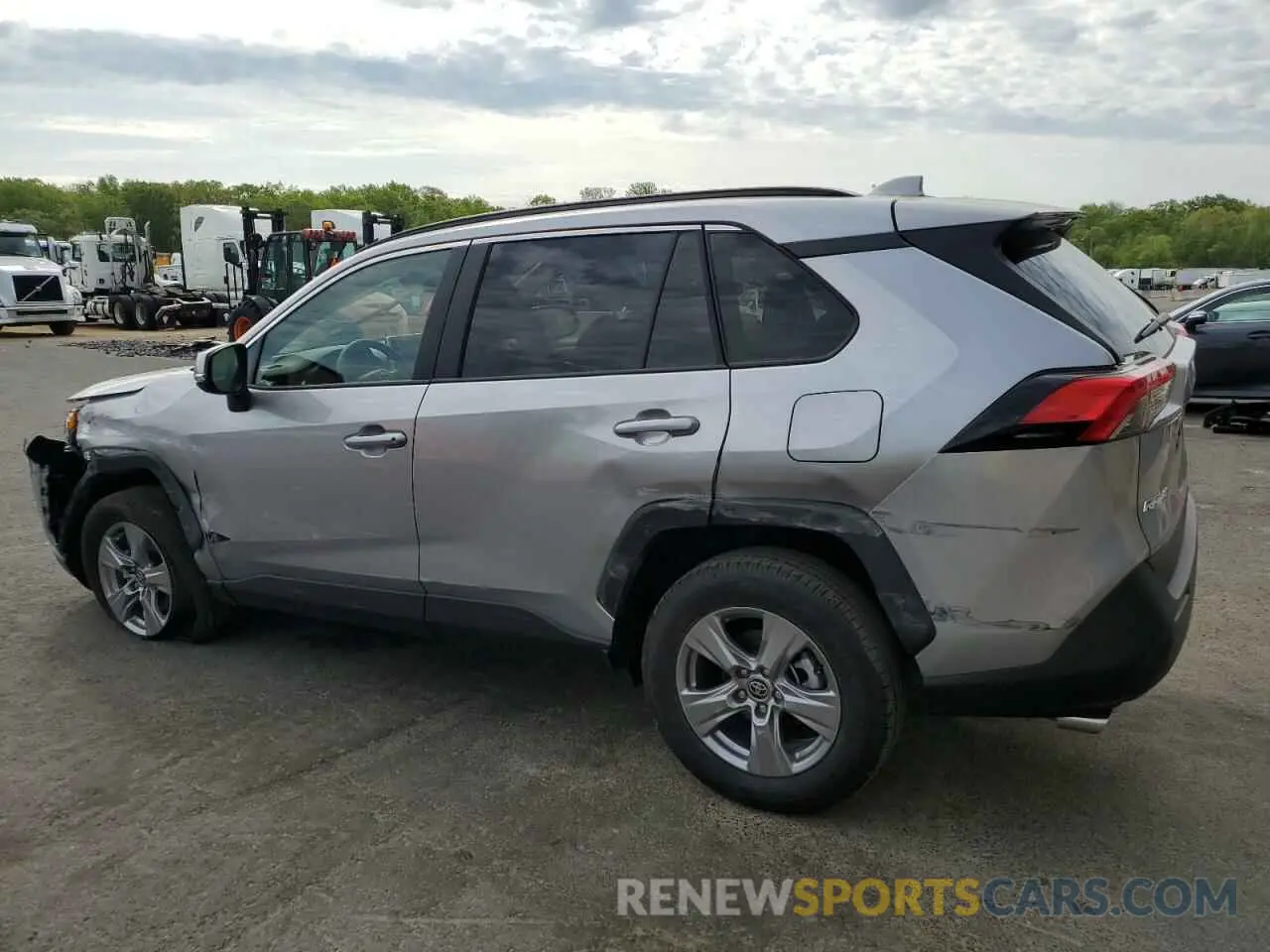 2 Photograph of a damaged car 2T3W1RFV1SC326632 TOYOTA RAV4 2025