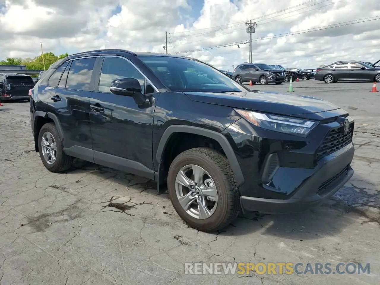 4 Photograph of a damaged car 2T3W1RFV2SW372677 TOYOTA RAV4 2025