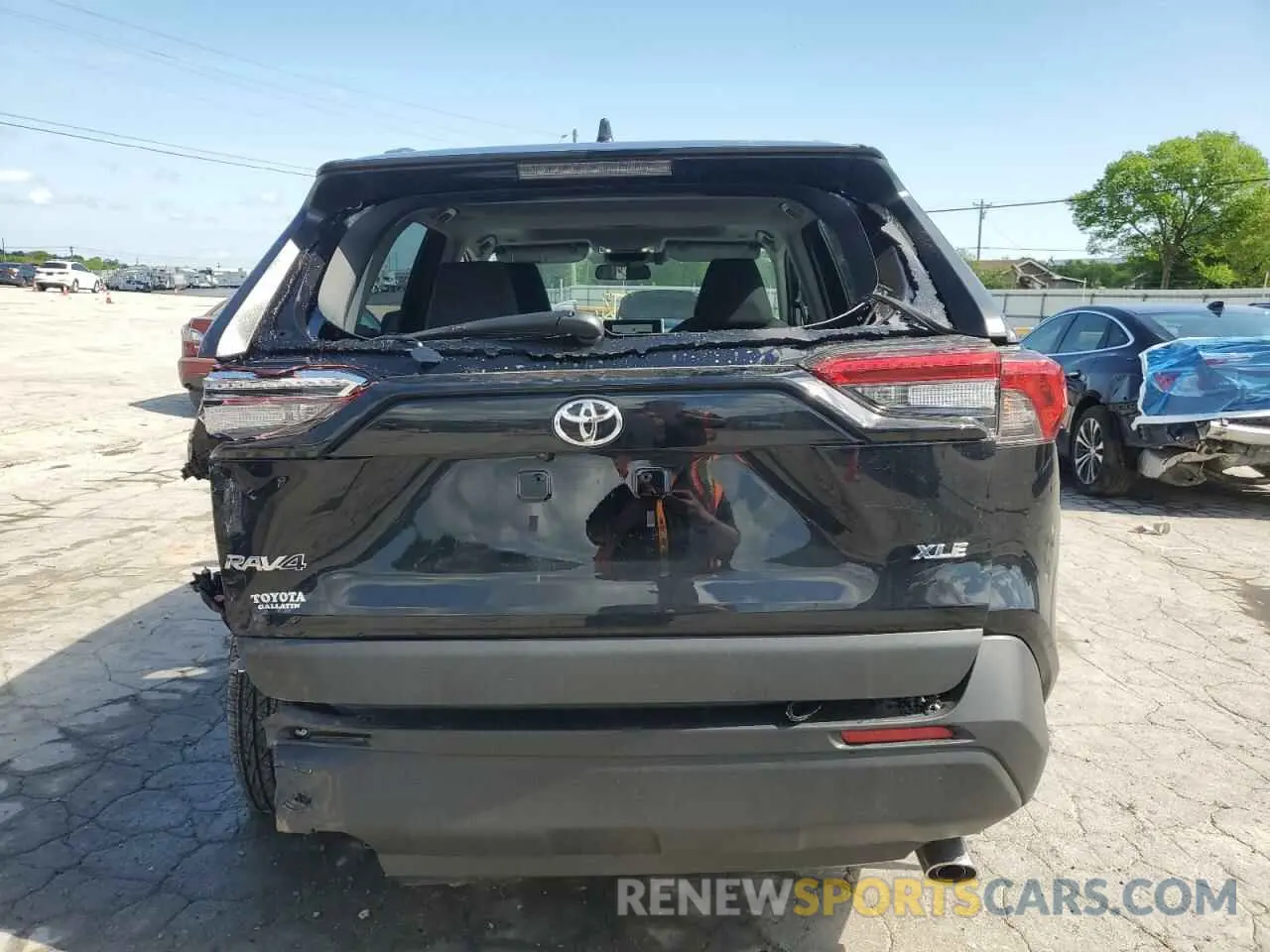 6 Photograph of a damaged car 2T3W1RFV2SW372677 TOYOTA RAV4 2025