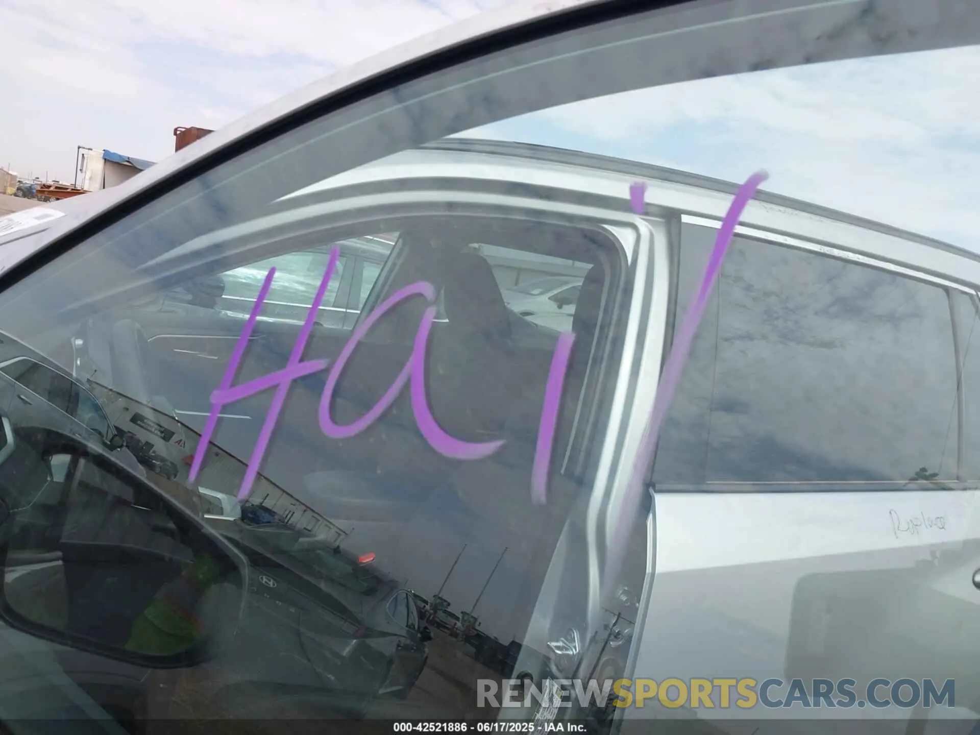 17 Photograph of a damaged car 2T3W1RFV2SW374218 TOYOTA RAV4 2025